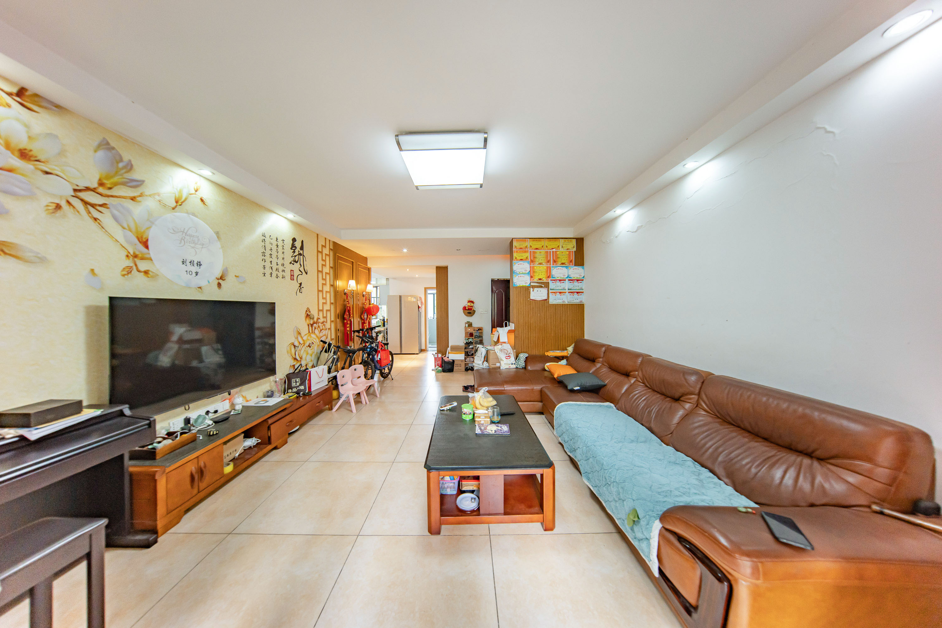 中建麓山和苑 3室2厅2卫 78.0万 中建麓山和苑 3室2厅2卫 78.0万客厅