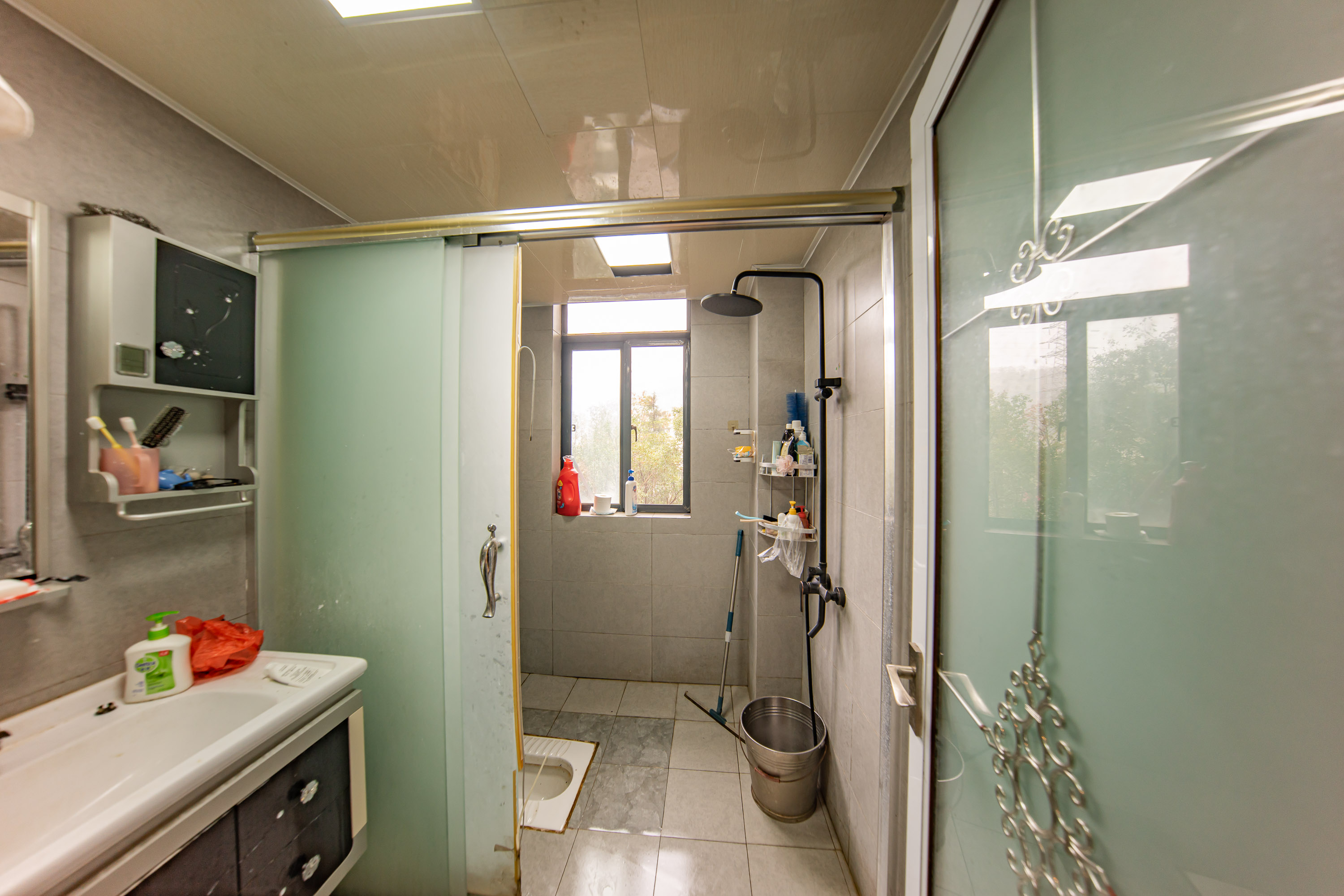 中建麓山和苑 3室2厅2卫 78.0万 中建麓山和苑 3室2厅2卫 78.0万卫生间