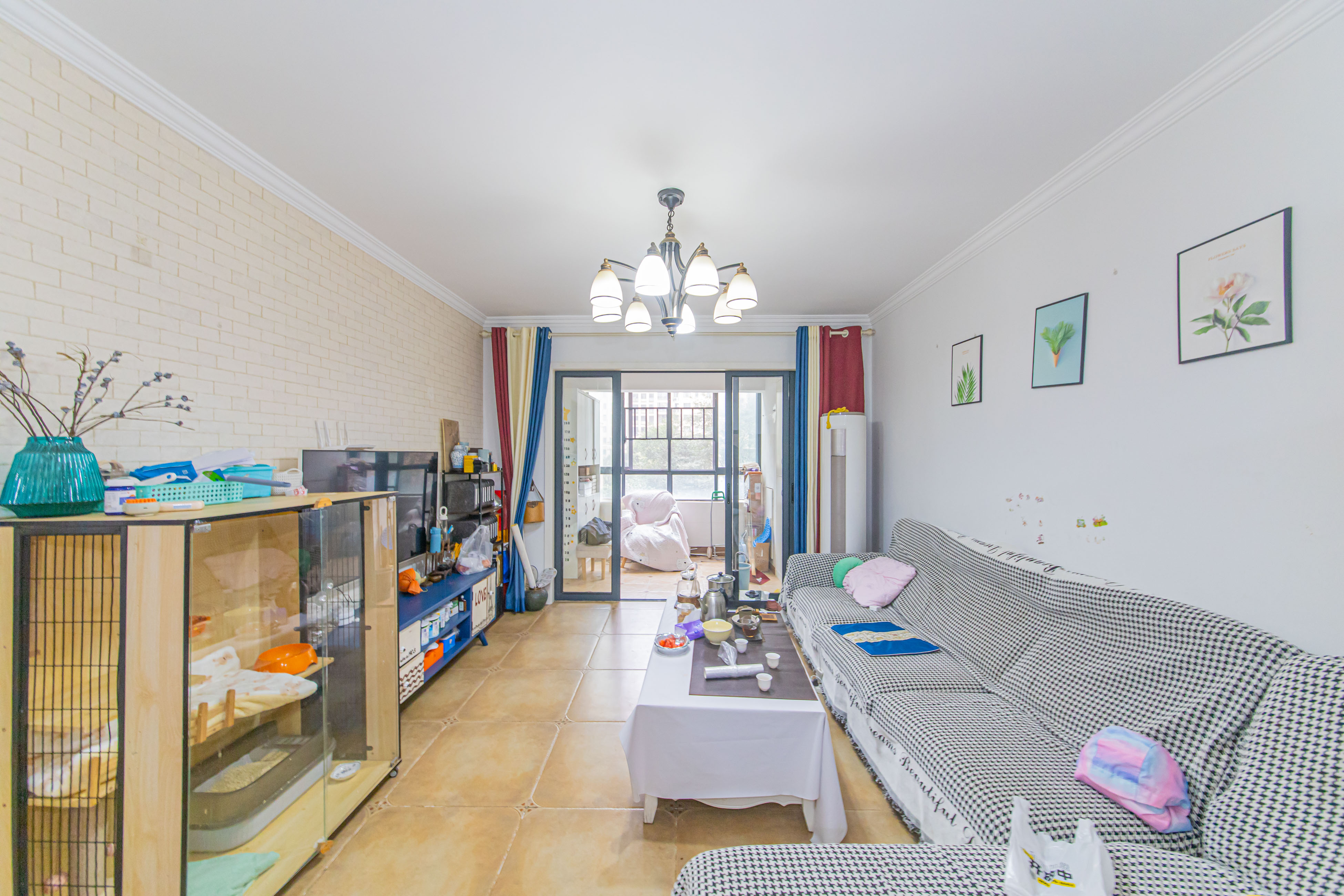 中建芙蓉嘉苑  3室2厅2卫    105.0万 中建芙蓉嘉苑  3室2厅2卫    105.0万客厅