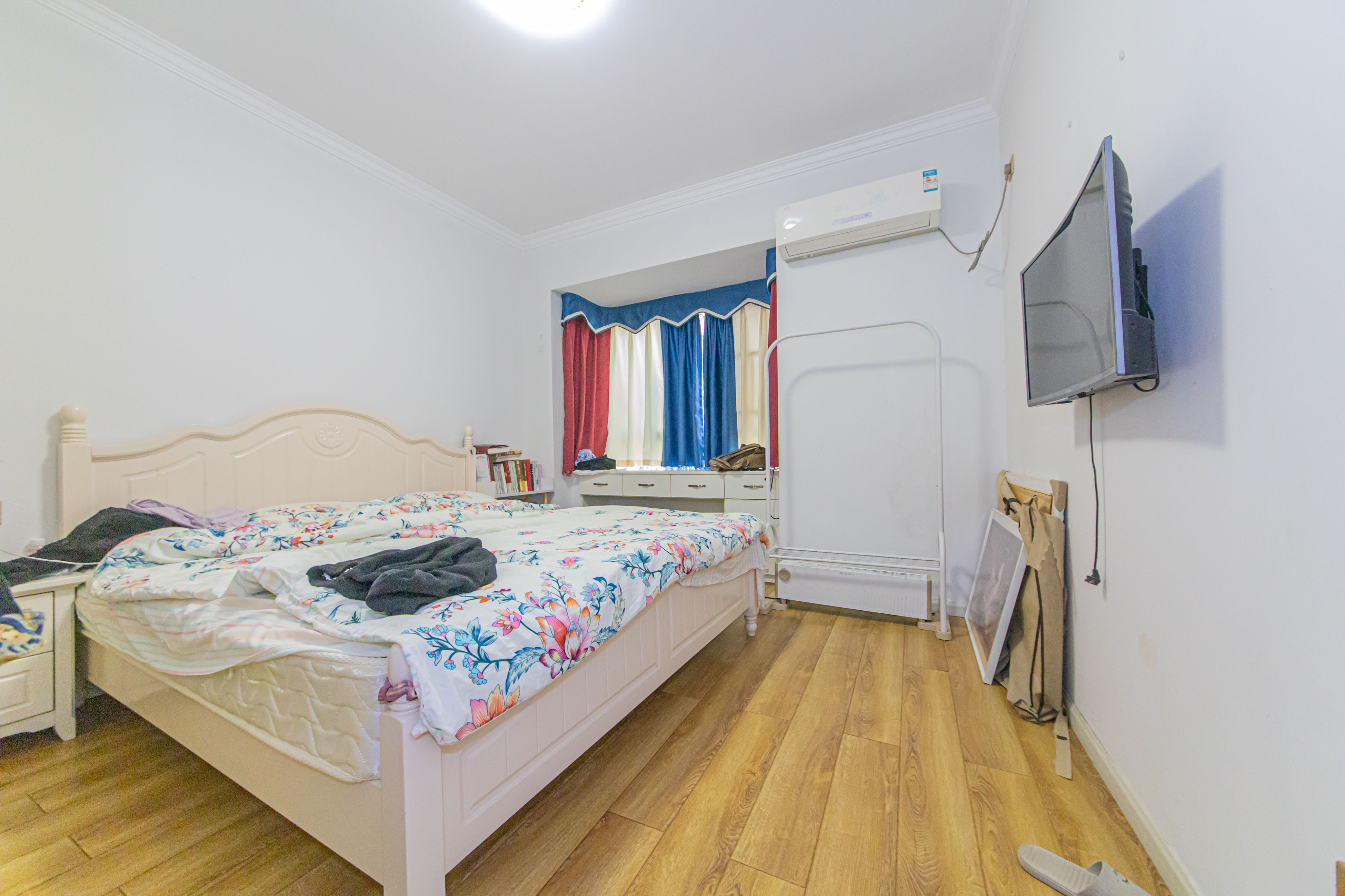 中建芙蓉嘉苑  3室2厅2卫    105.0万 中建芙蓉嘉苑  3室2厅2卫    105.0万卧室