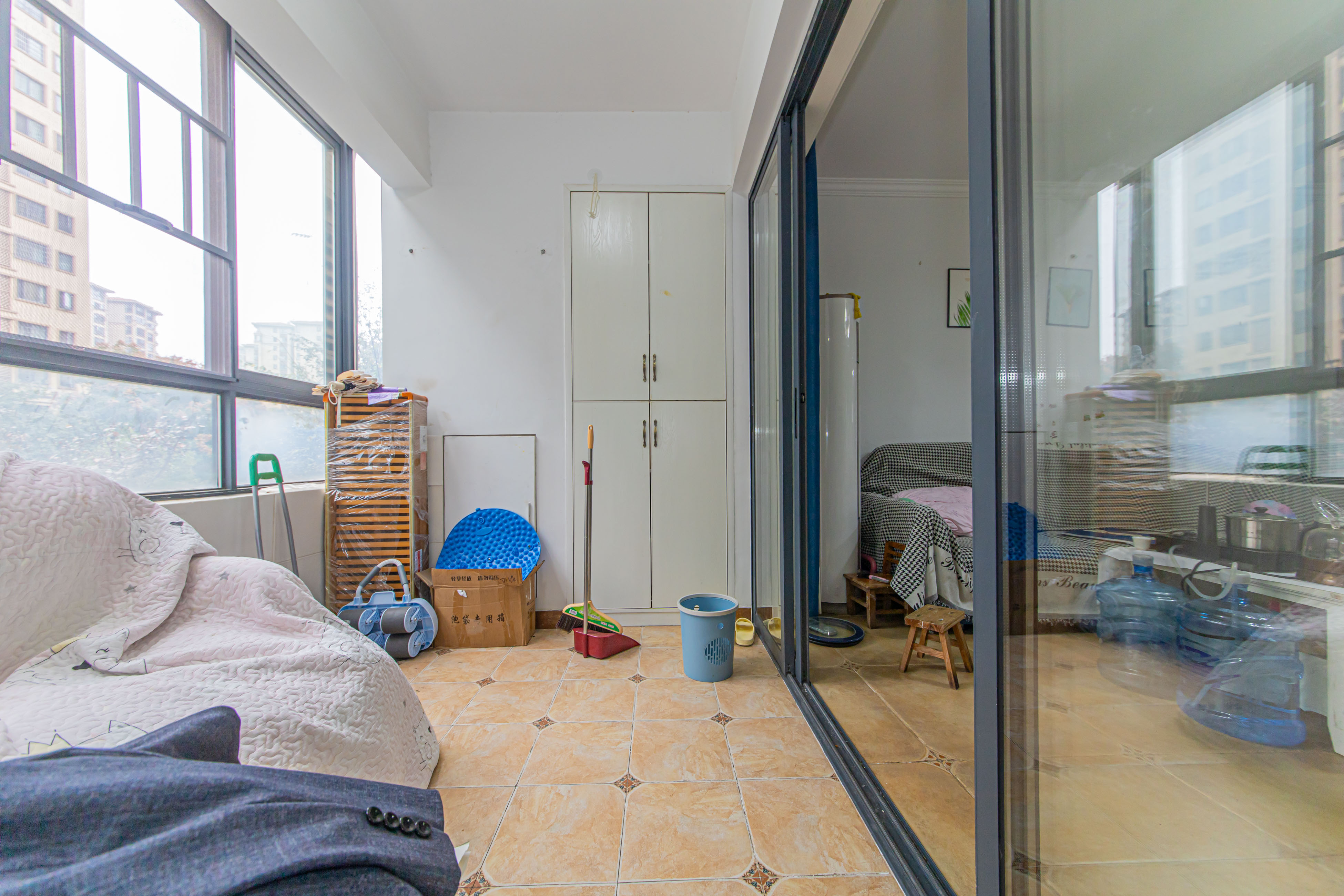 中建芙蓉嘉苑  3室2厅2卫    105.0万 中建芙蓉嘉苑  3室2厅2卫    105.0万阳台