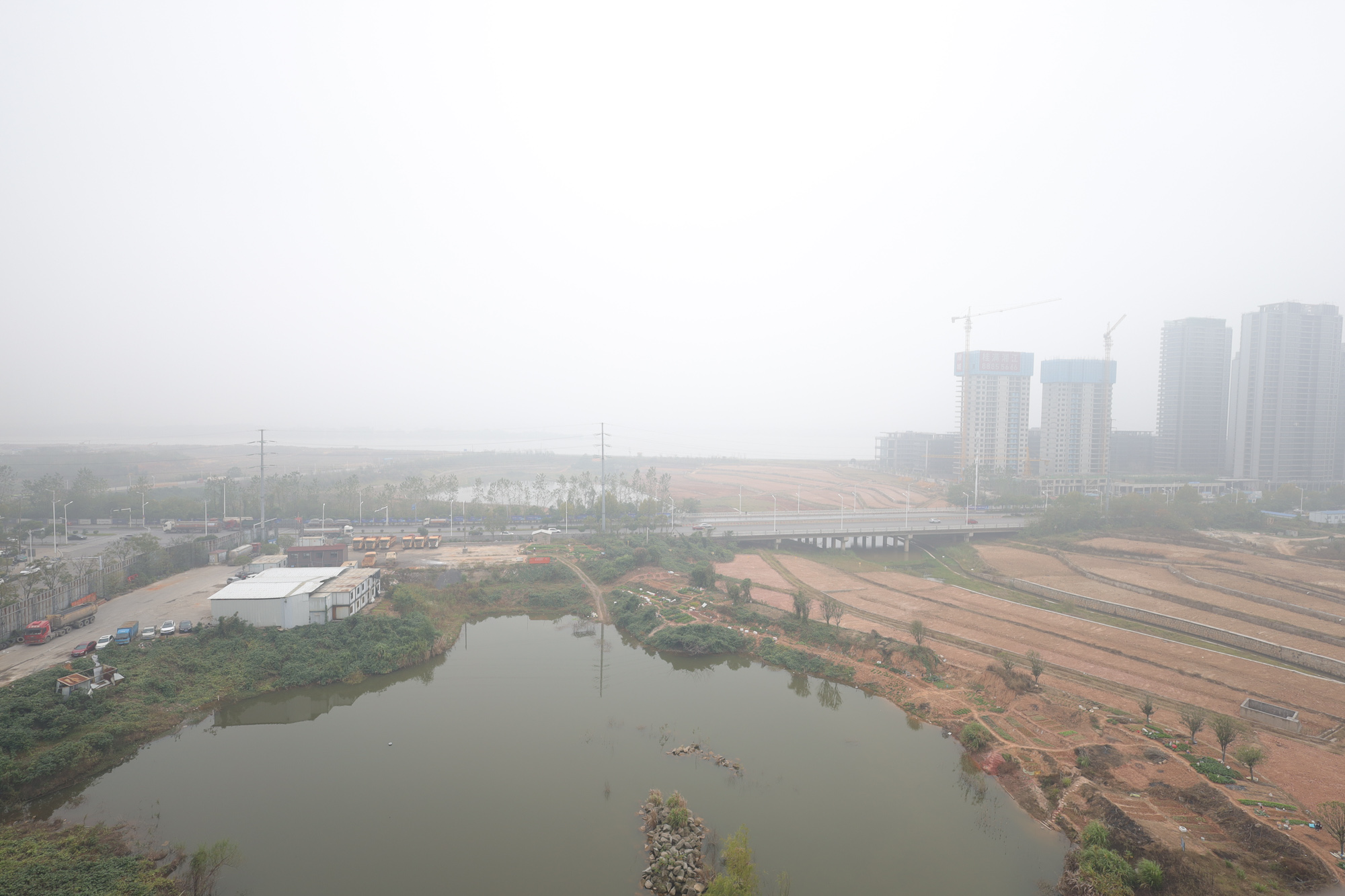 帝辰金缇水郡  4室2厅2卫    59.6万 帝辰金缇水郡  4室2厅2卫    59.6万其他