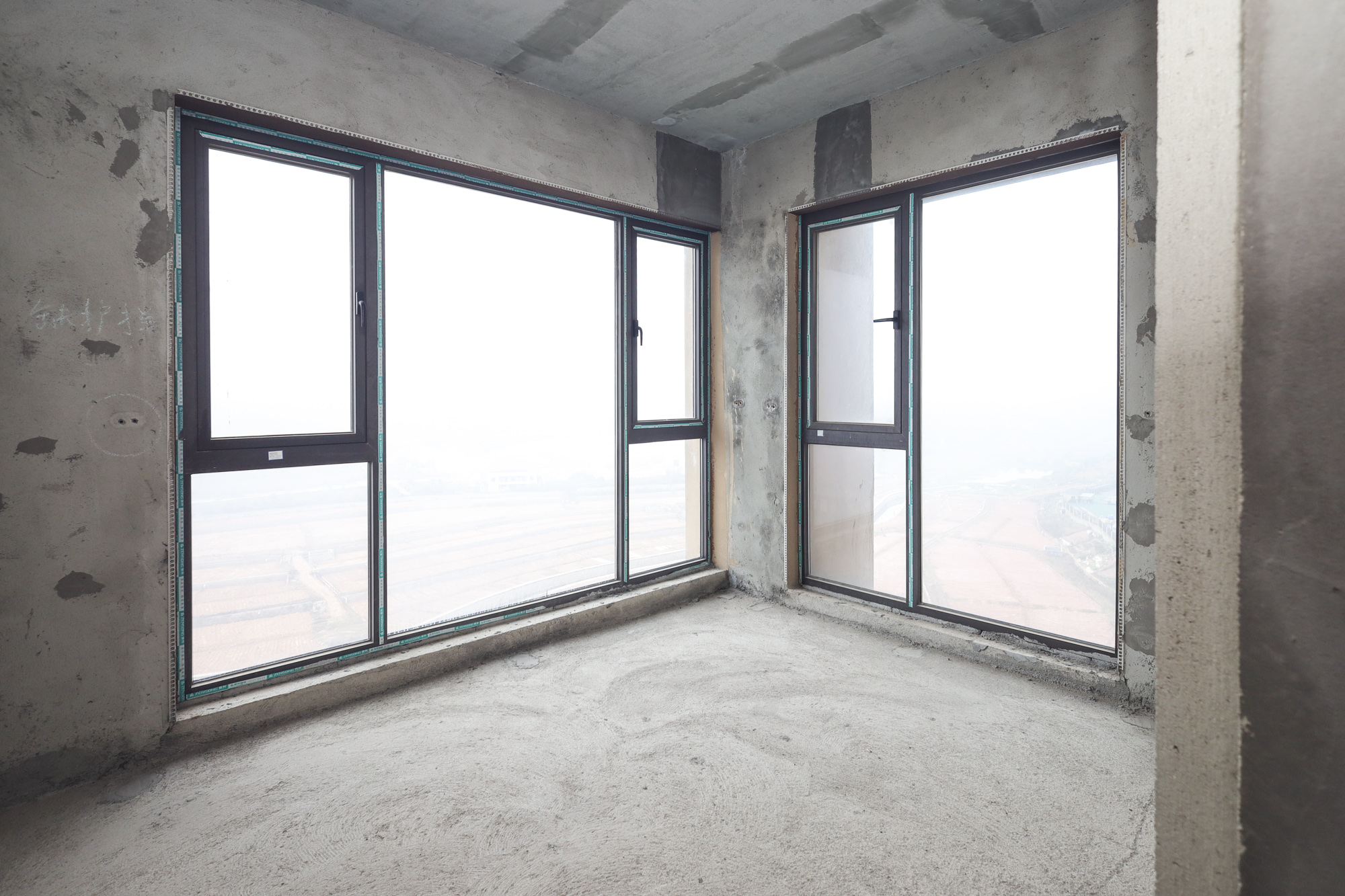 帝辰金缇水郡  4室2厅2卫    59.6万 帝辰金缇水郡  4室2厅2卫    59.6万卧室