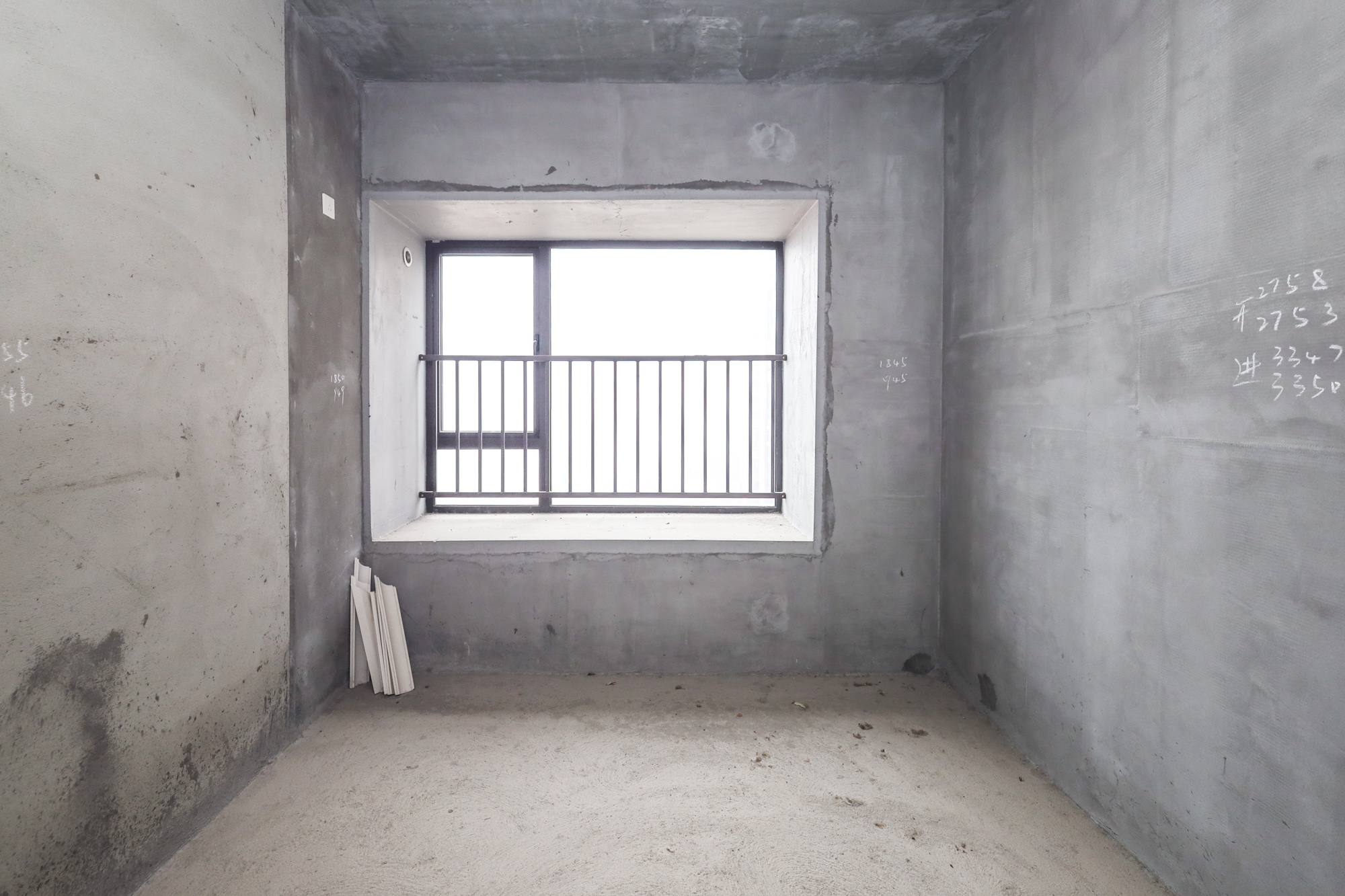 帝辰金缇水郡  4室2厅2卫    59.6万 帝辰金缇水郡  4室2厅2卫    59.6万卧室