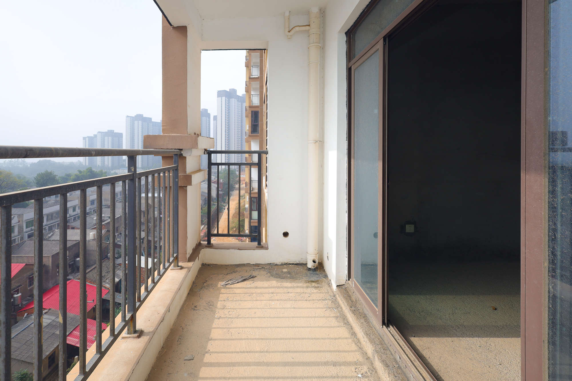 学府星城  3室2厅2卫    50.0万 学府星城  3室2厅2卫    50.0万阳台