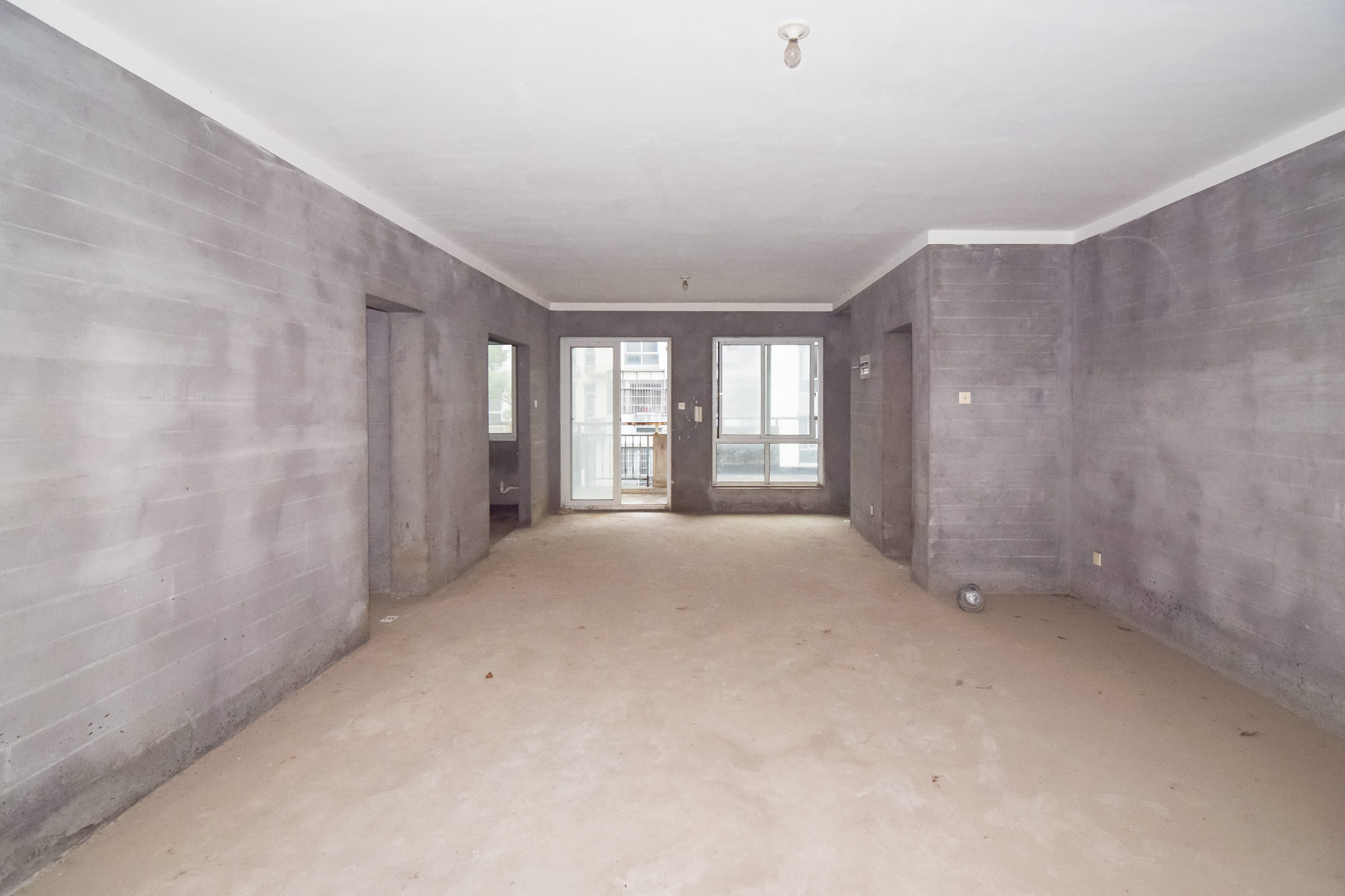 中新森林海  3室2厅2卫    72.0万 中新森林海  3室2厅2卫    72.0万客厅