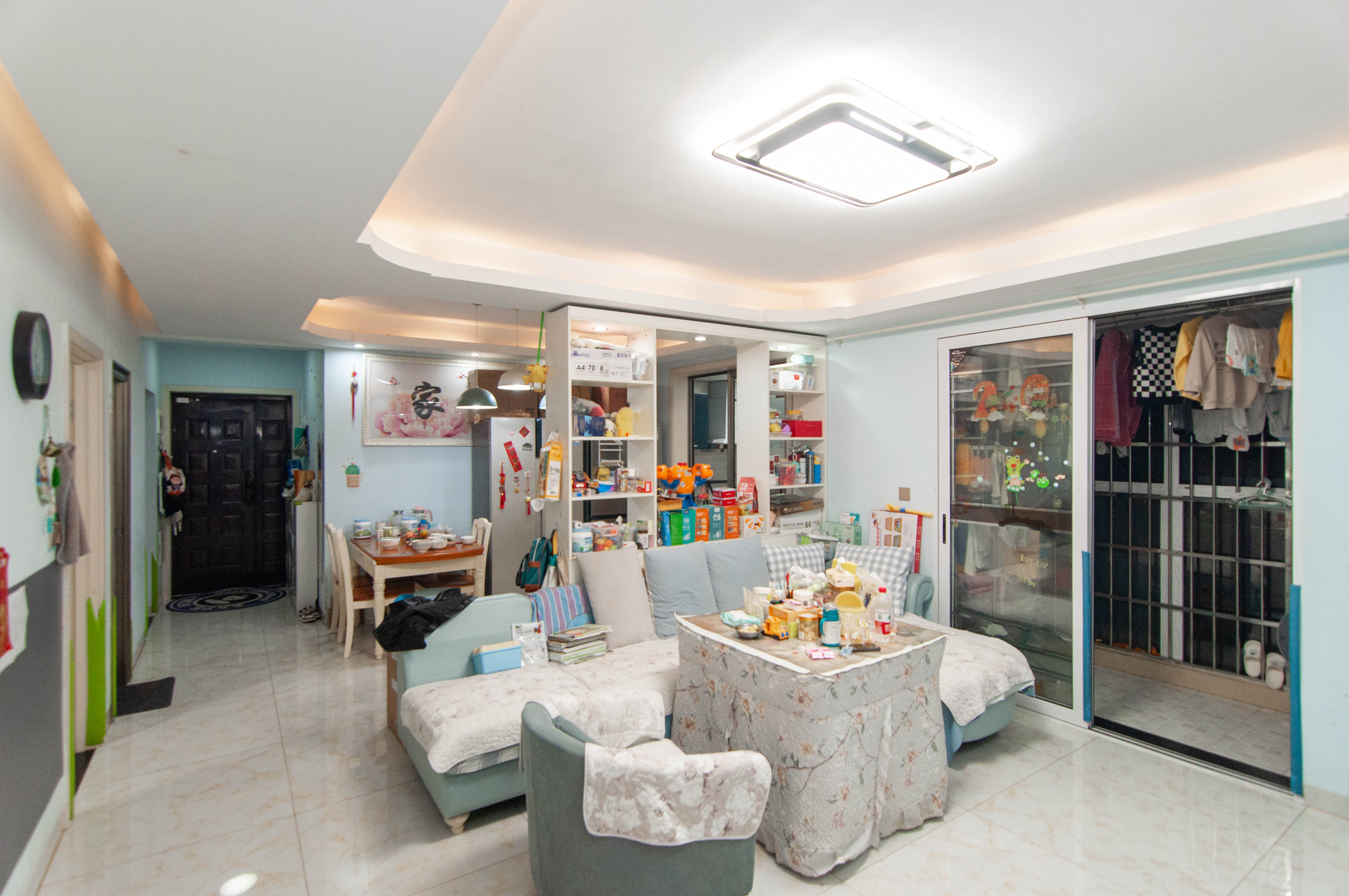 凯特梅溪紫郡  4室2厅2卫    105.0万客厅