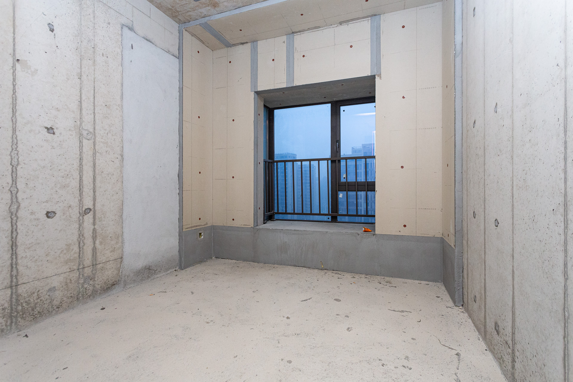 润和湘江天地D区 4室2厅2卫 137.8万 润和湘江天地D区 4室2厅2卫 137.8万卧室