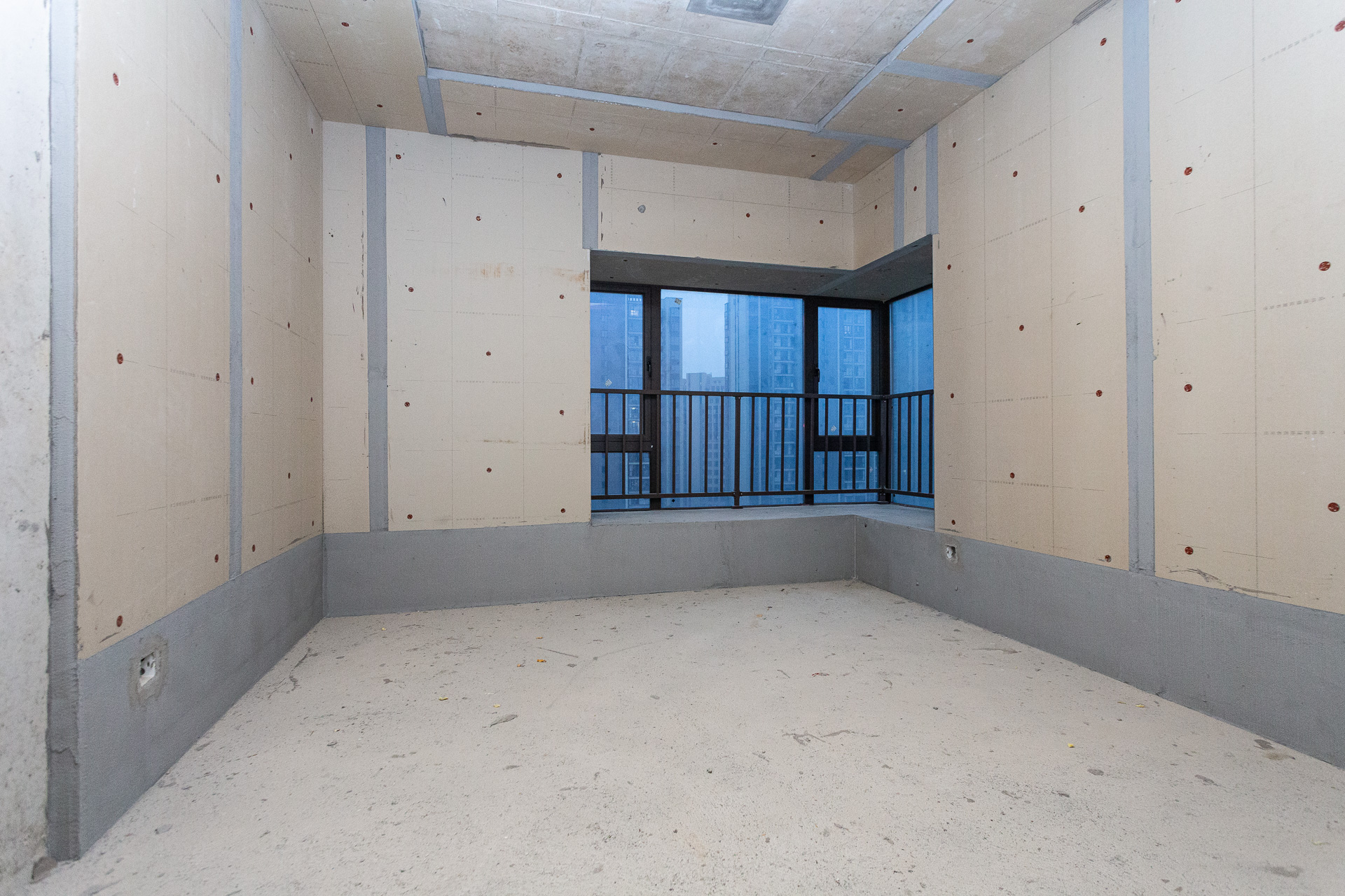 润和湘江天地D区 4室2厅2卫 137.8万 润和湘江天地D区 4室2厅2卫 137.8万卧室