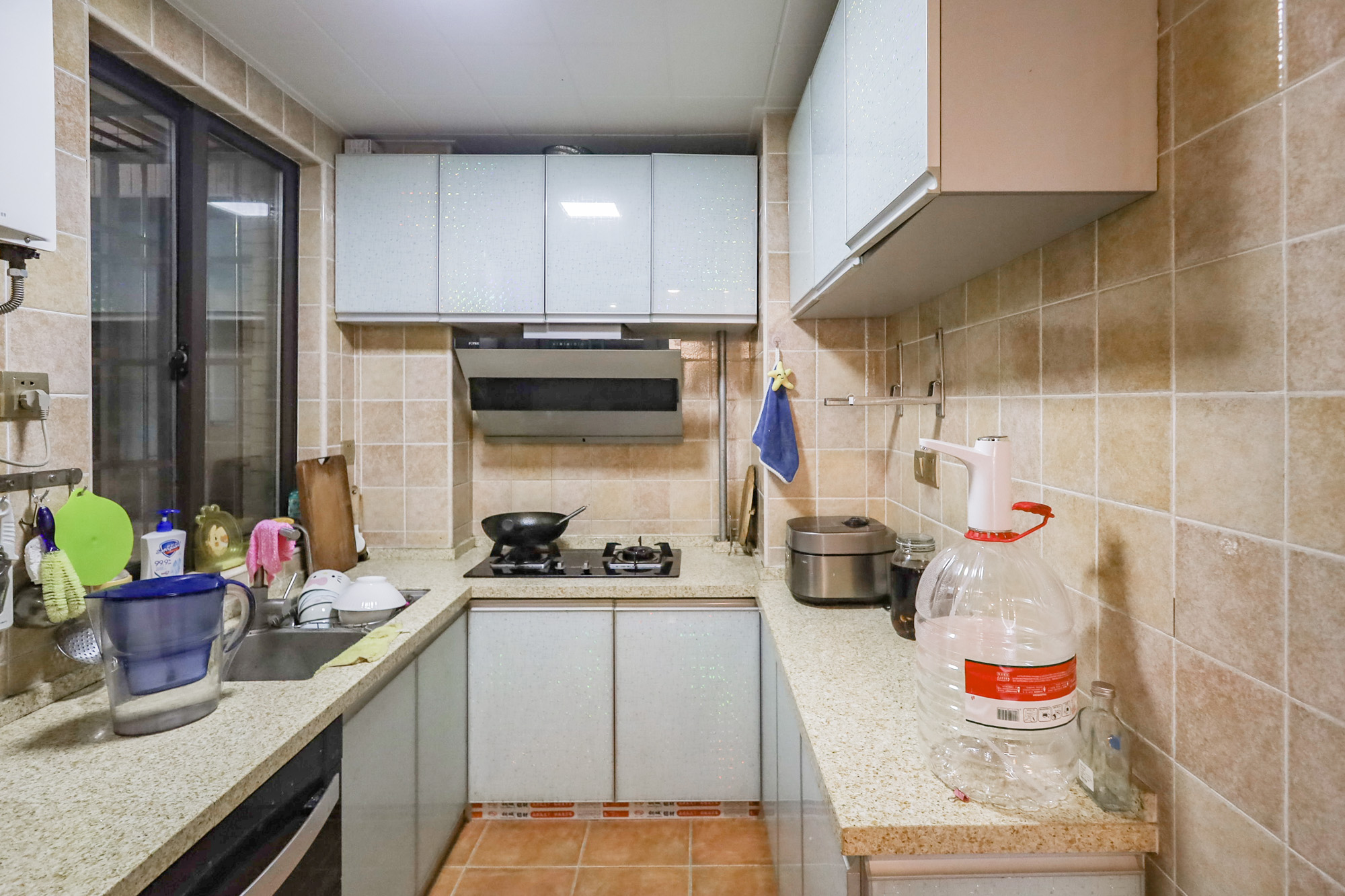 钰龙天下二期(钰龙佳园)  2室2厅1卫    168.0万 钰龙天下二期(钰龙佳园)  2室2厅1卫    168.0万厨房