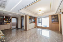 华润翡翠府  4室2厅2卫    242.0万 华润翡翠府  4室2厅2卫    242.0万