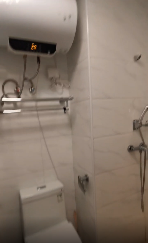 碧桂园威尼斯城  1室1厅1卫    1200.0元/月 碧桂园威尼斯城  1室1厅1卫    1200.0元/月室内图