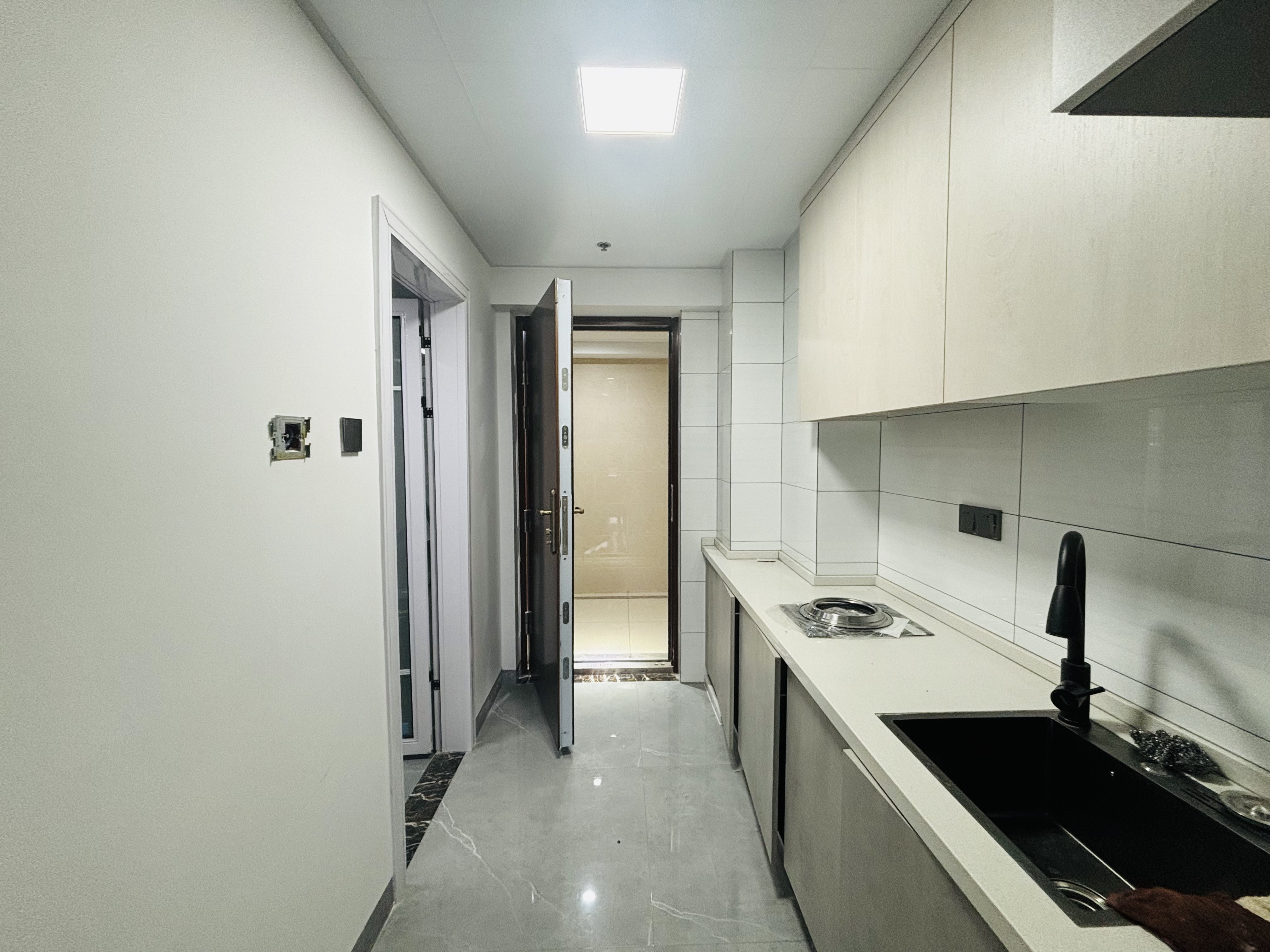 佳兆业云顶梅溪湖(佳兆业梅溪荟) 1室1厅1卫 1500.0元/月 佳兆业云顶梅溪湖(佳兆业梅溪荟) 1室1厅1卫 1500.0元/月室内图