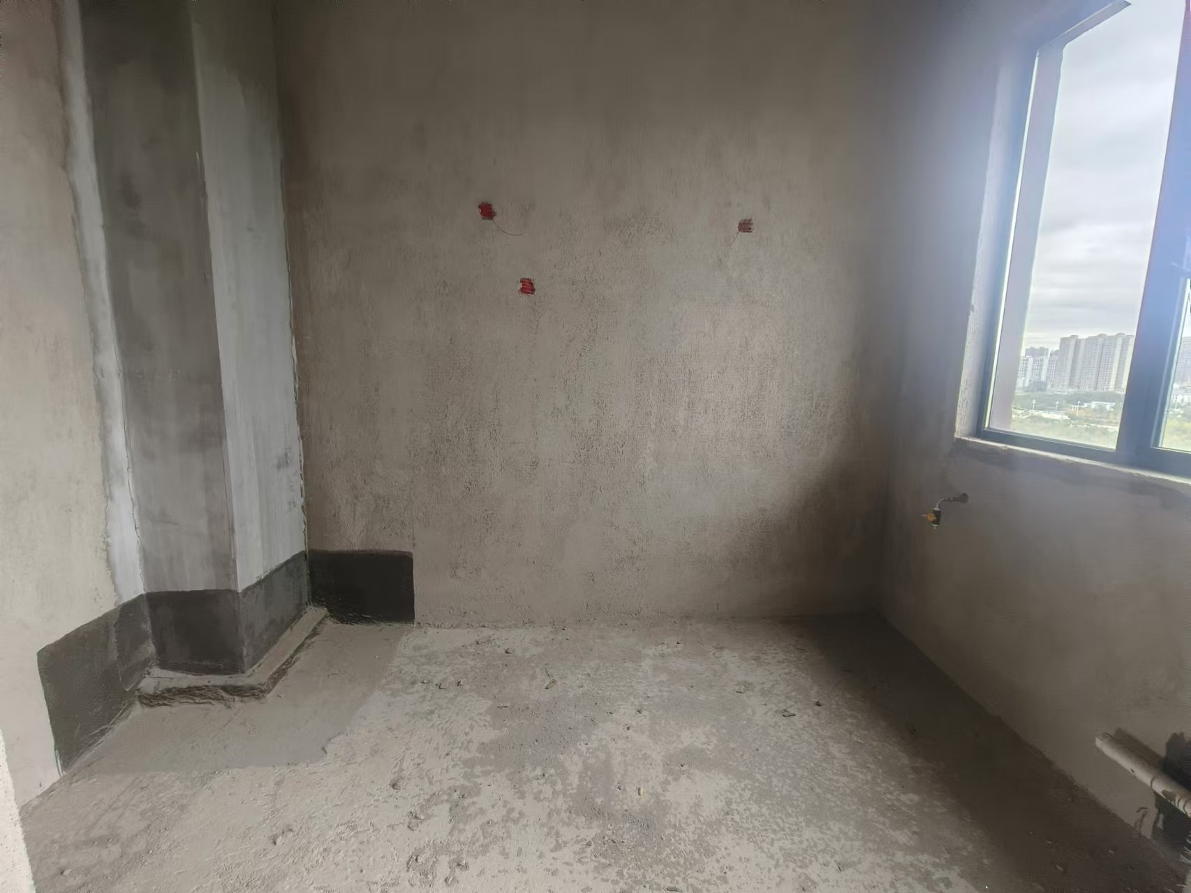 大汉龙城  4室2厅2卫    90.8万 大汉龙城  4室2厅2卫    90.8万室内图