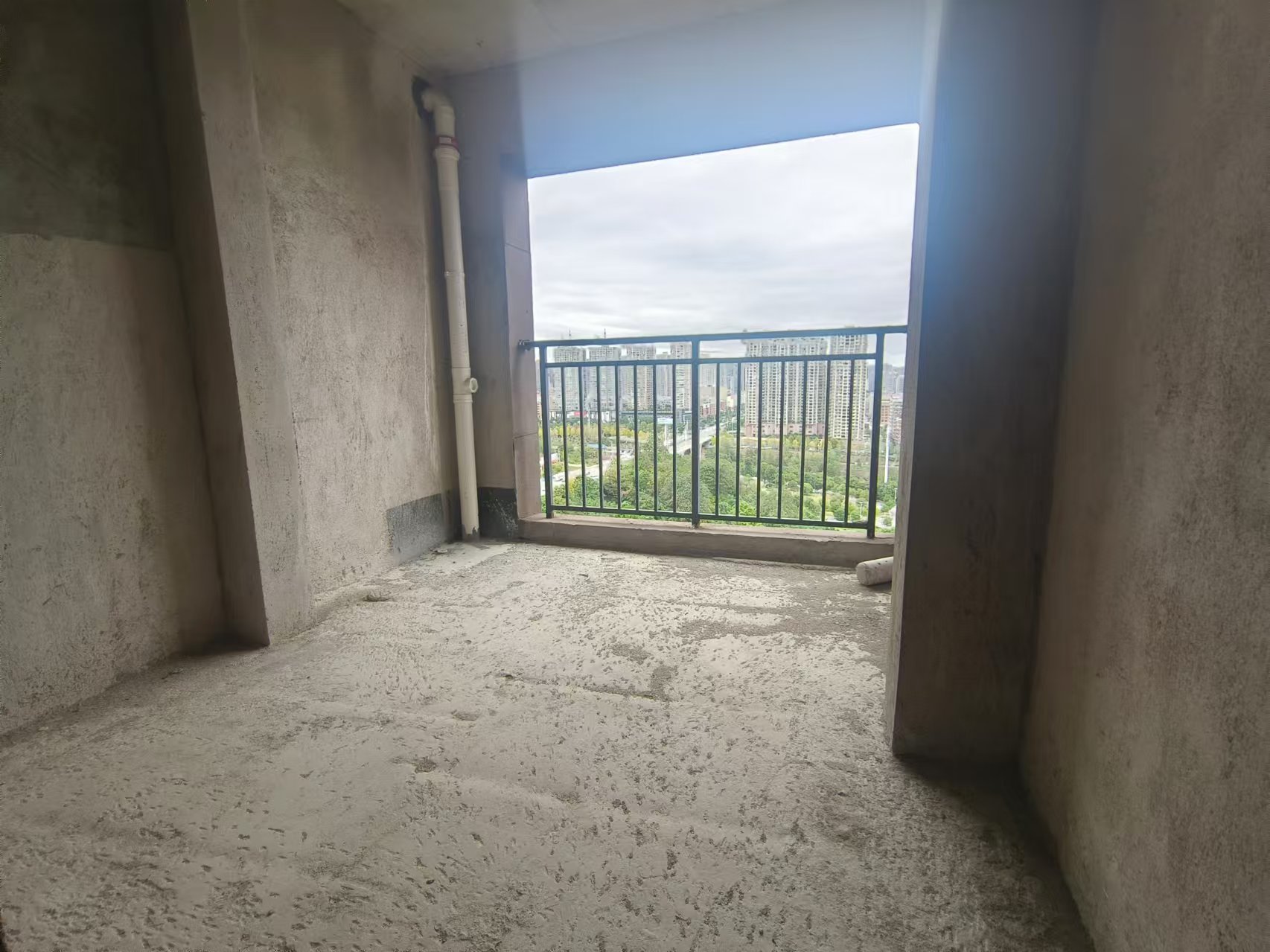 大汉龙城  4室2厅2卫    90.8万 大汉龙城  4室2厅2卫    90.8万室内图