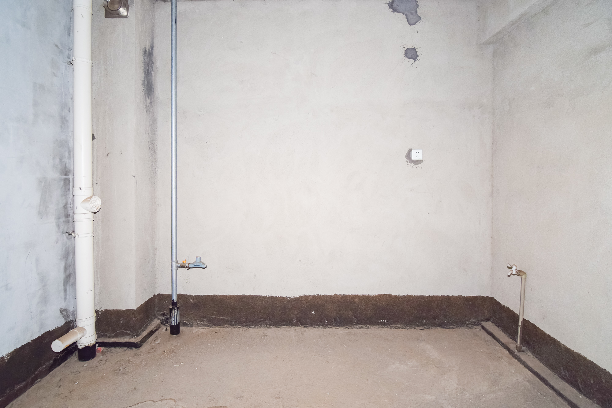 丽景华庭 3室2厅2卫 82.0万 丽景华庭 3室2厅2卫 82.0万厨房