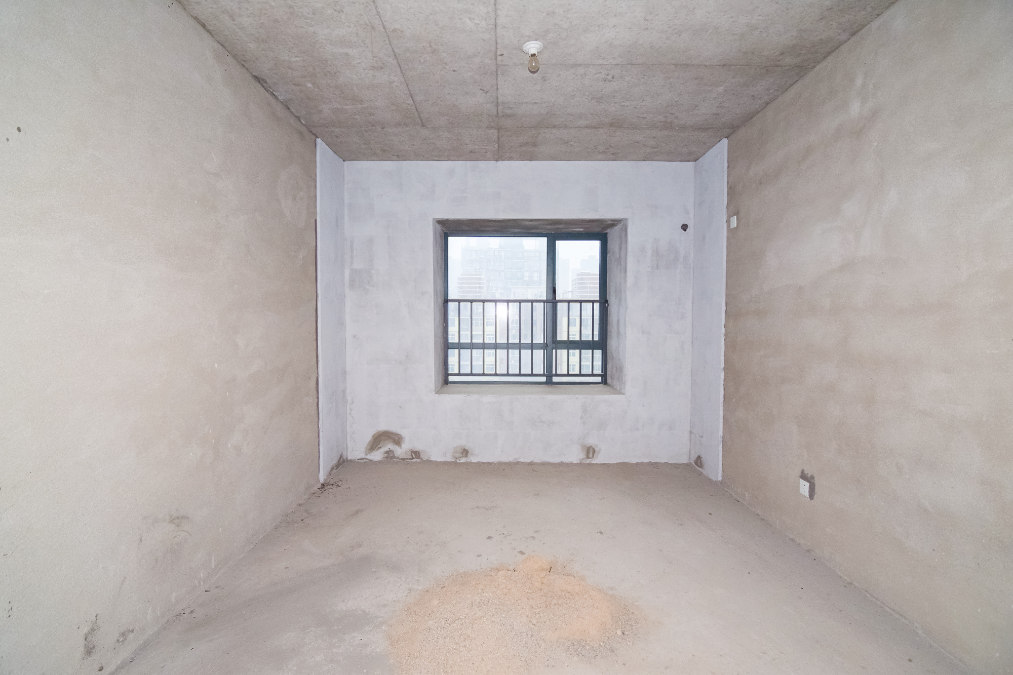 丽景华庭 3室2厅2卫 82.0万 丽景华庭 3室2厅2卫 82.0万卧室