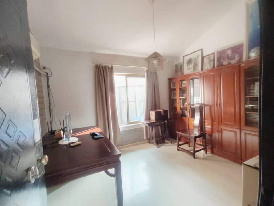 源园新村 8室2厅3卫 168.0万 源园新村 8室2厅3卫 168.0万室内图