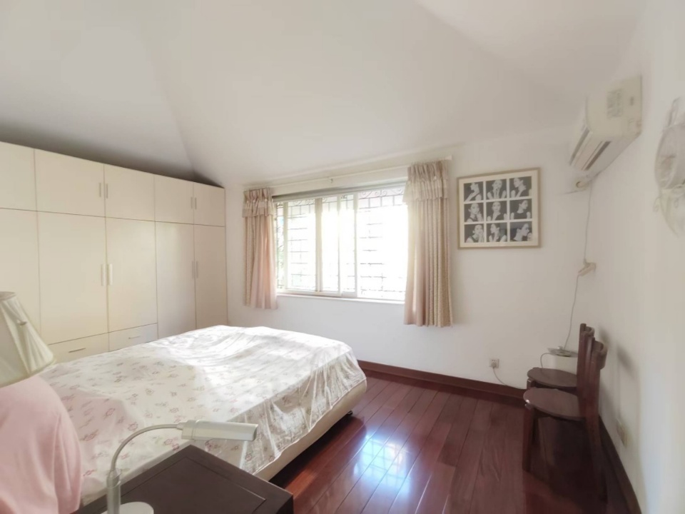 源园新村 8室2厅3卫 168.0万 源园新村 8室2厅3卫 168.0万室内图