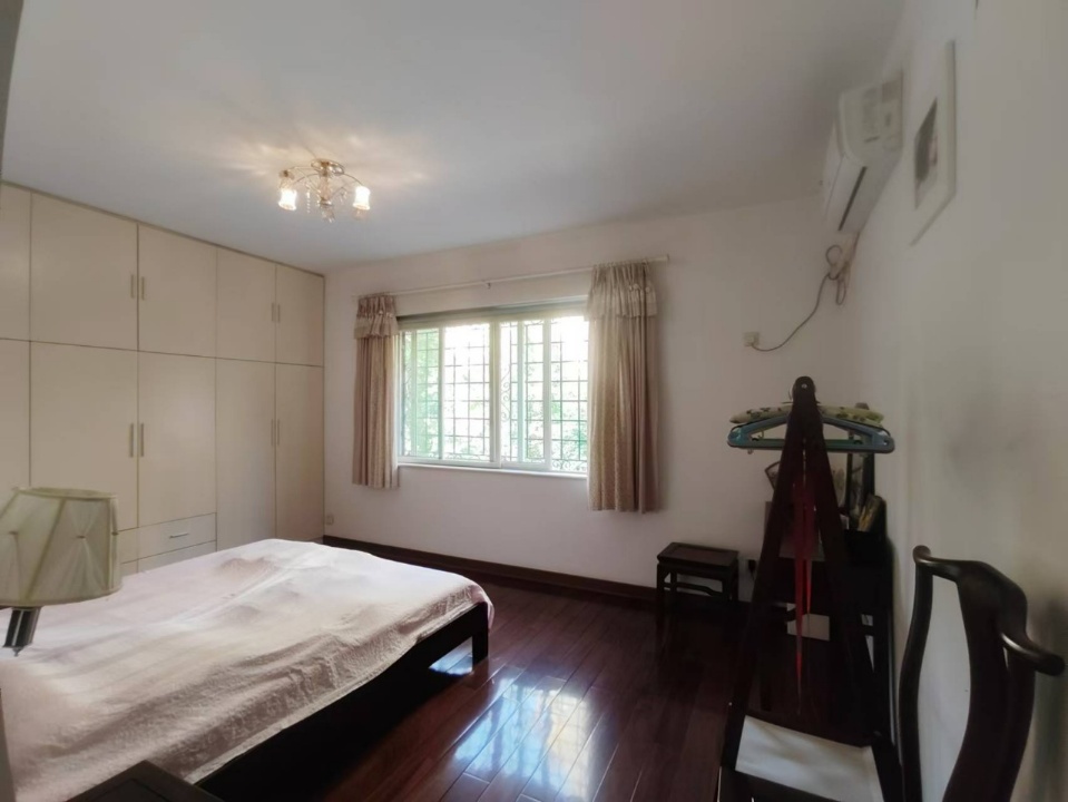 源园新村 8室2厅3卫 168.0万 源园新村 8室2厅3卫 168.0万室内图