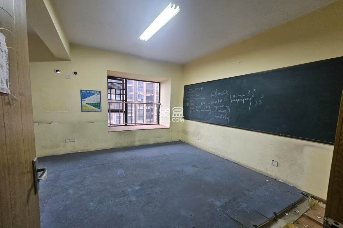 慧谷阳光 3室2厅2卫 55.0万 慧谷阳光 3室2厅2卫 55.0万室内图