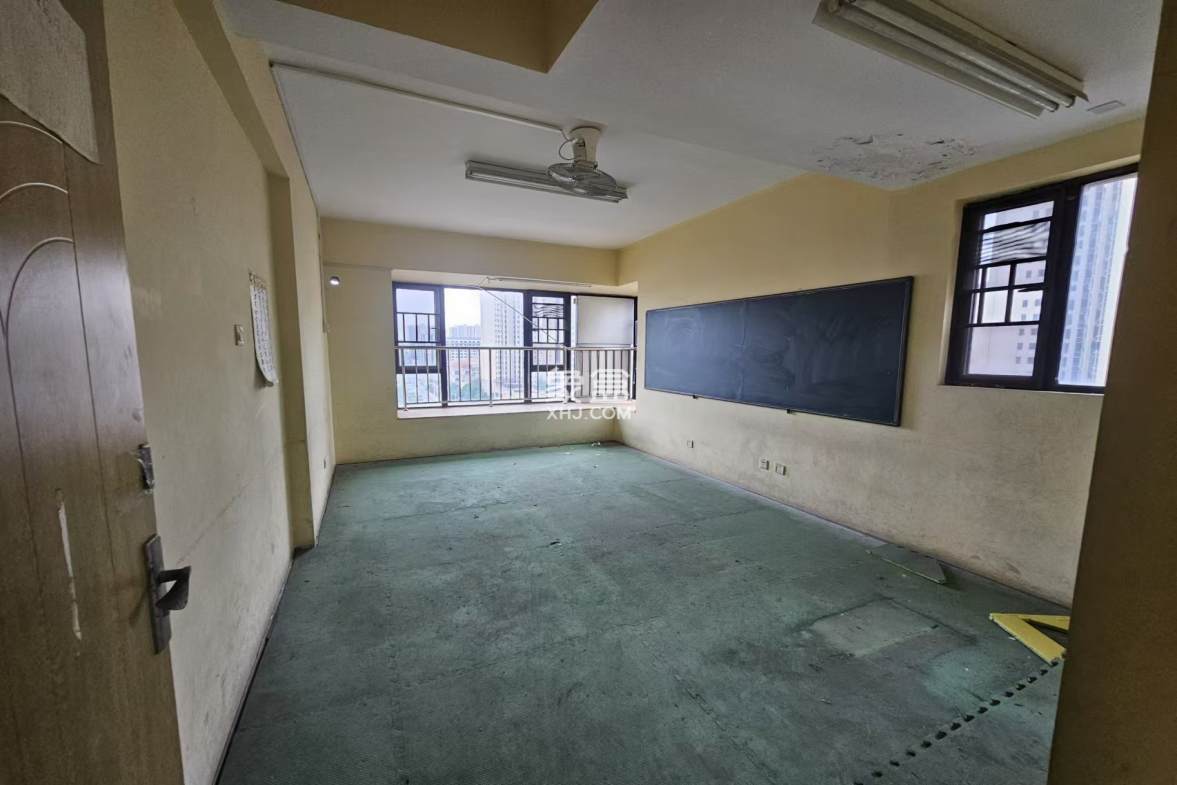 慧谷阳光 3室2厅2卫 55.0万 慧谷阳光 3室2厅2卫 55.0万室内图