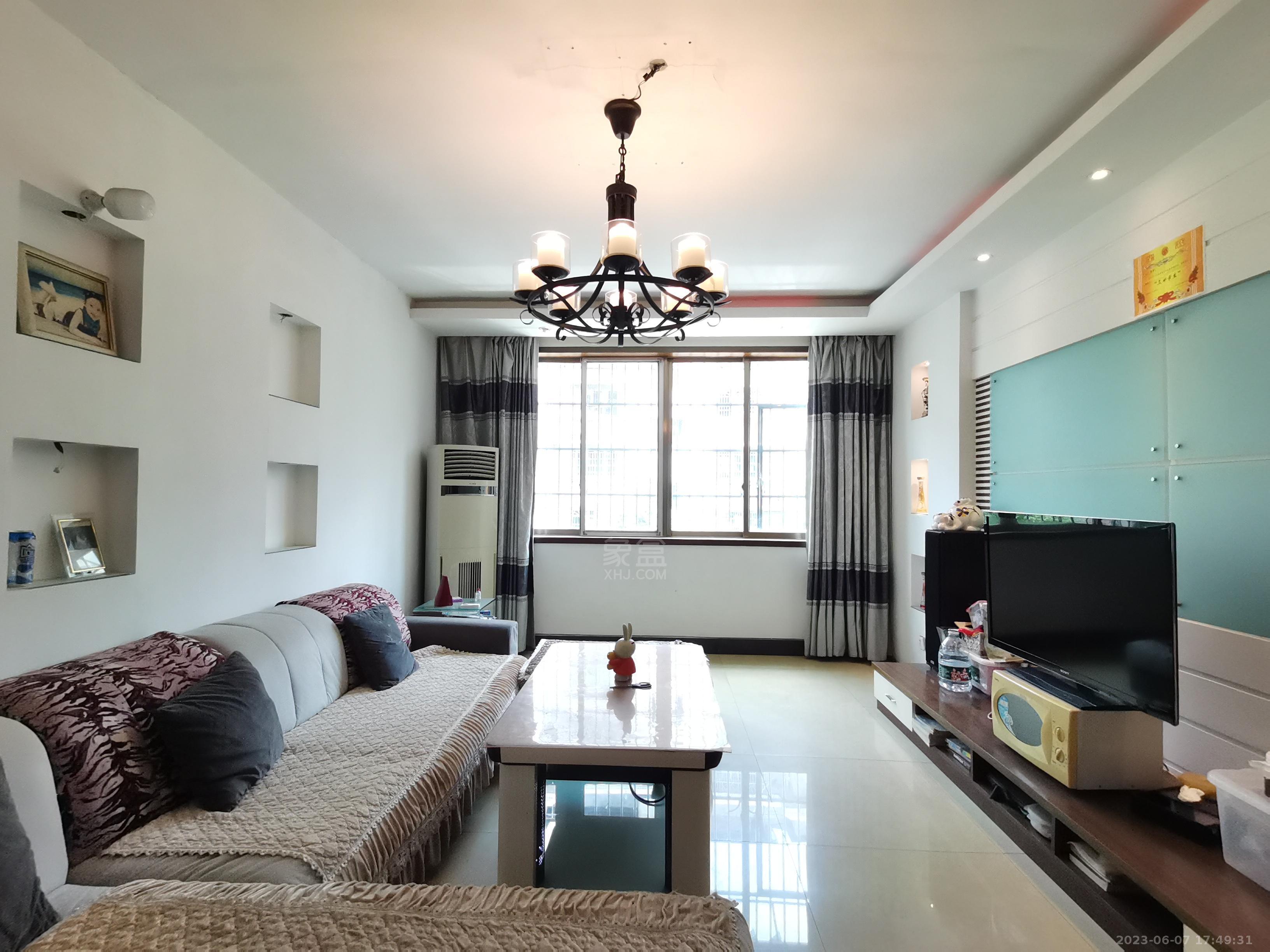 益民小区 4室2厅2卫 1300.0元/月 益民小区 4室2厅2卫 1300.0元/月室内图