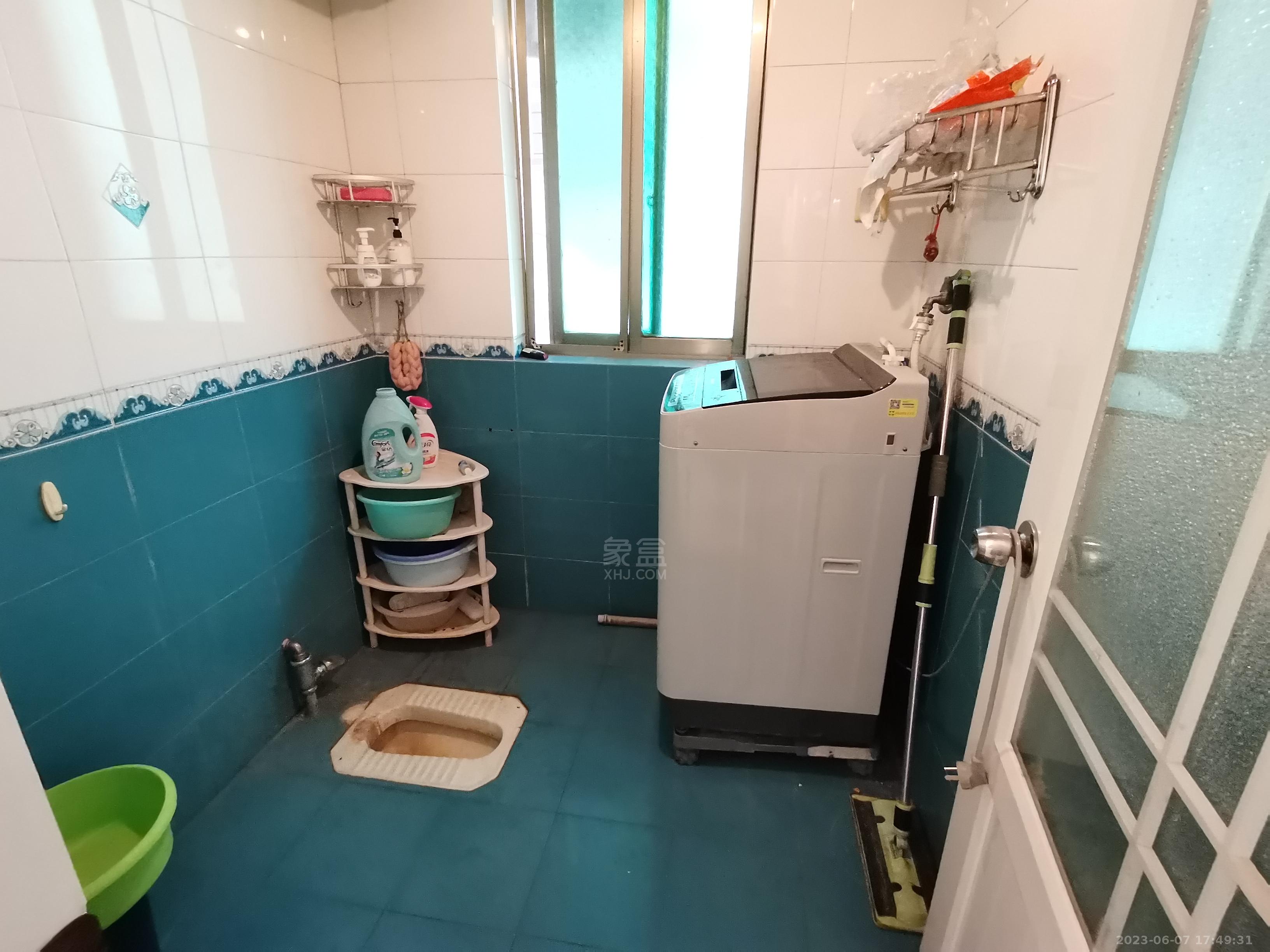 益民小区 4室2厅2卫 1300.0元/月 益民小区 4室2厅2卫 1300.0元/月室内图