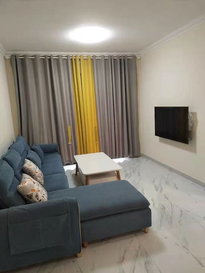 碧桂园公园壹号(凯怡茗苑) 3室2厅1卫 1600.0元/月 碧桂园公园壹号(凯怡茗苑) 3室2厅1卫 1600.0元/月室内图