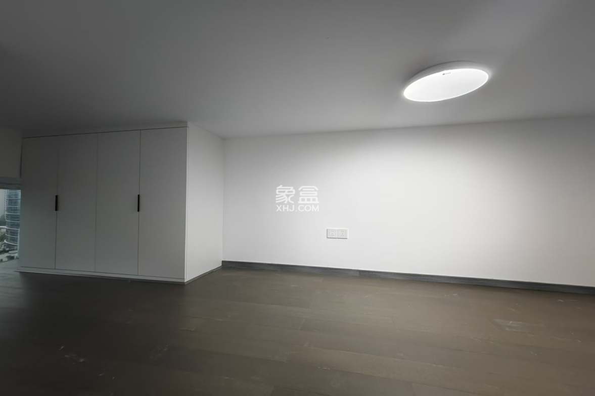 福晟翡翠湾 1室1厅1卫 3000.0元/月 福晟翡翠湾 1室1厅1卫 3000.0元/月室内图