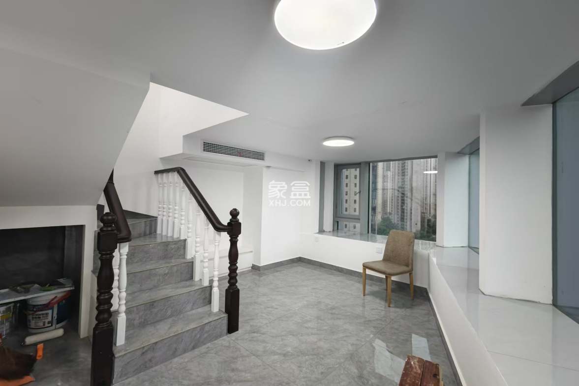 福晟翡翠湾 1室1厅1卫 3000.0元/月 福晟翡翠湾 1室1厅1卫 3000.0元/月室内图