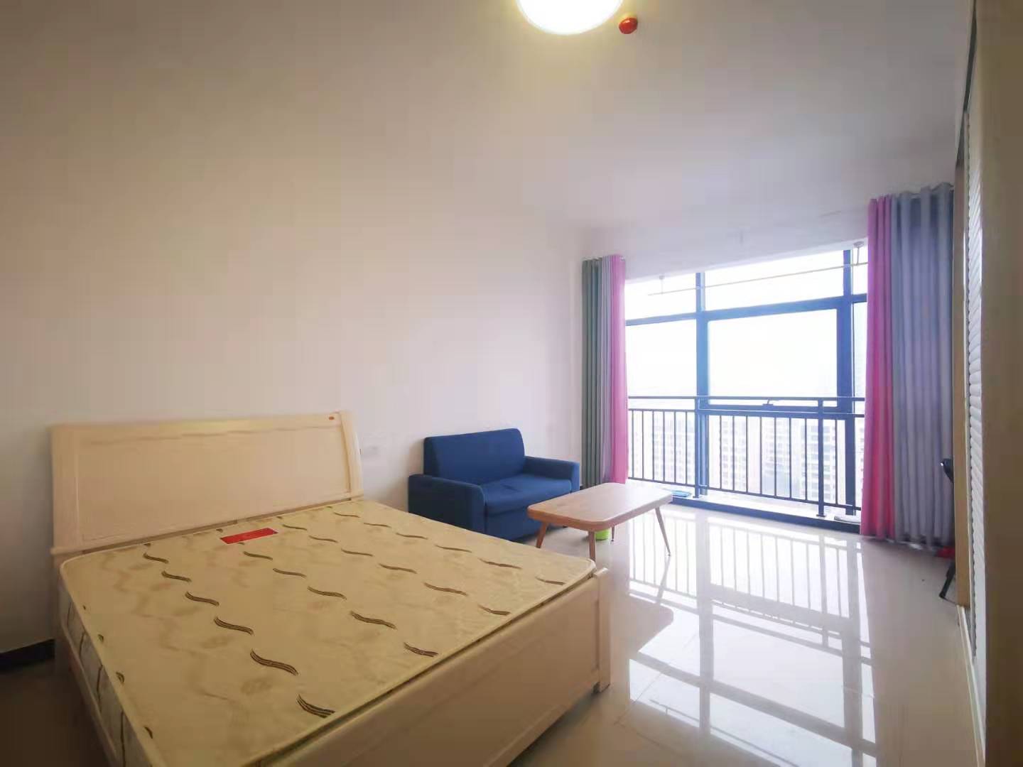 荣盛花语馨苑  1室1厅1卫    1500.0元/月 荣盛花语馨苑  1室1厅1卫    1500.0元/月室内图