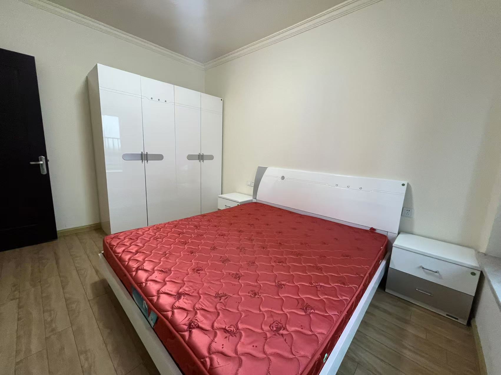 碧桂园 3室2厅1卫 1800.0元/月 碧桂园 3室2厅1卫 1800.0元/月室内图