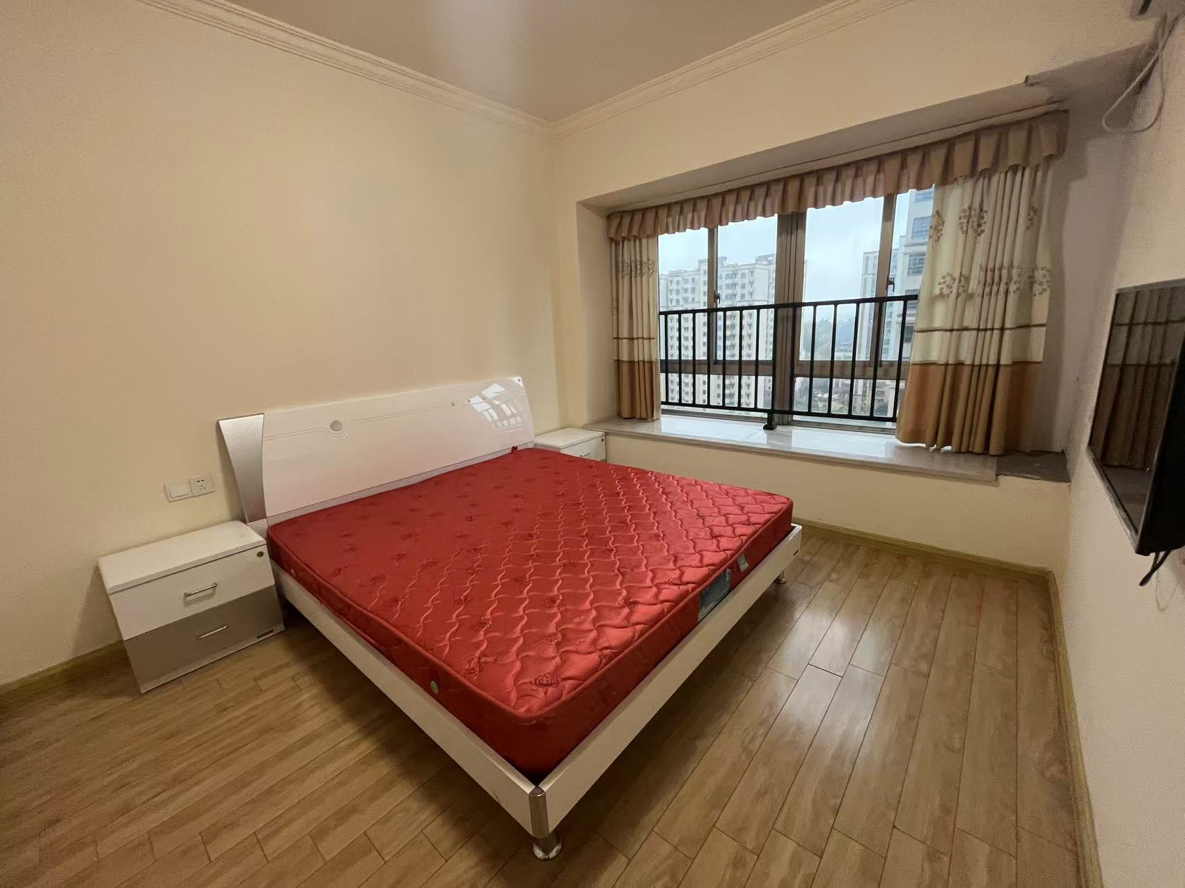 碧桂园 3室2厅1卫 1800.0元/月 碧桂园 3室2厅1卫 1800.0元/月室内图