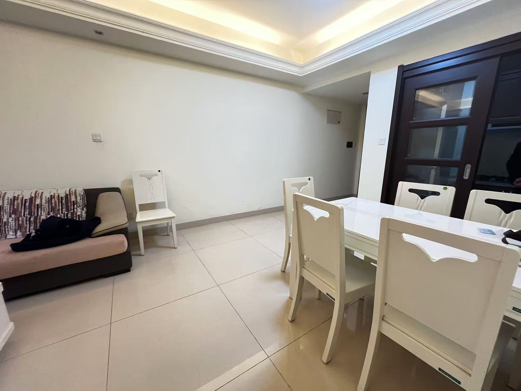 碧桂园 3室2厅1卫 1800.0元/月 碧桂园 3室2厅1卫 1800.0元/月室内图