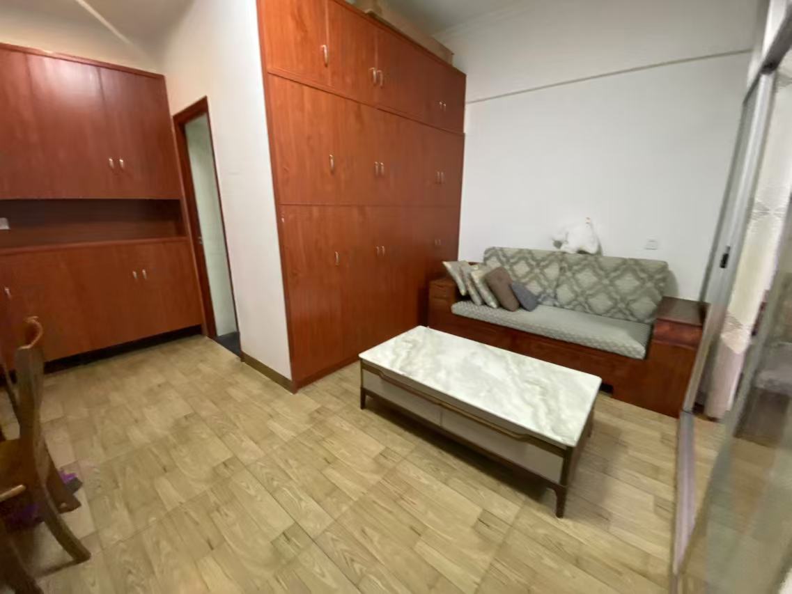 中泰财富湘江 1室1厅1卫 1300.0元/月 中泰财富湘江 1室1厅1卫 1300.0元/月室内图