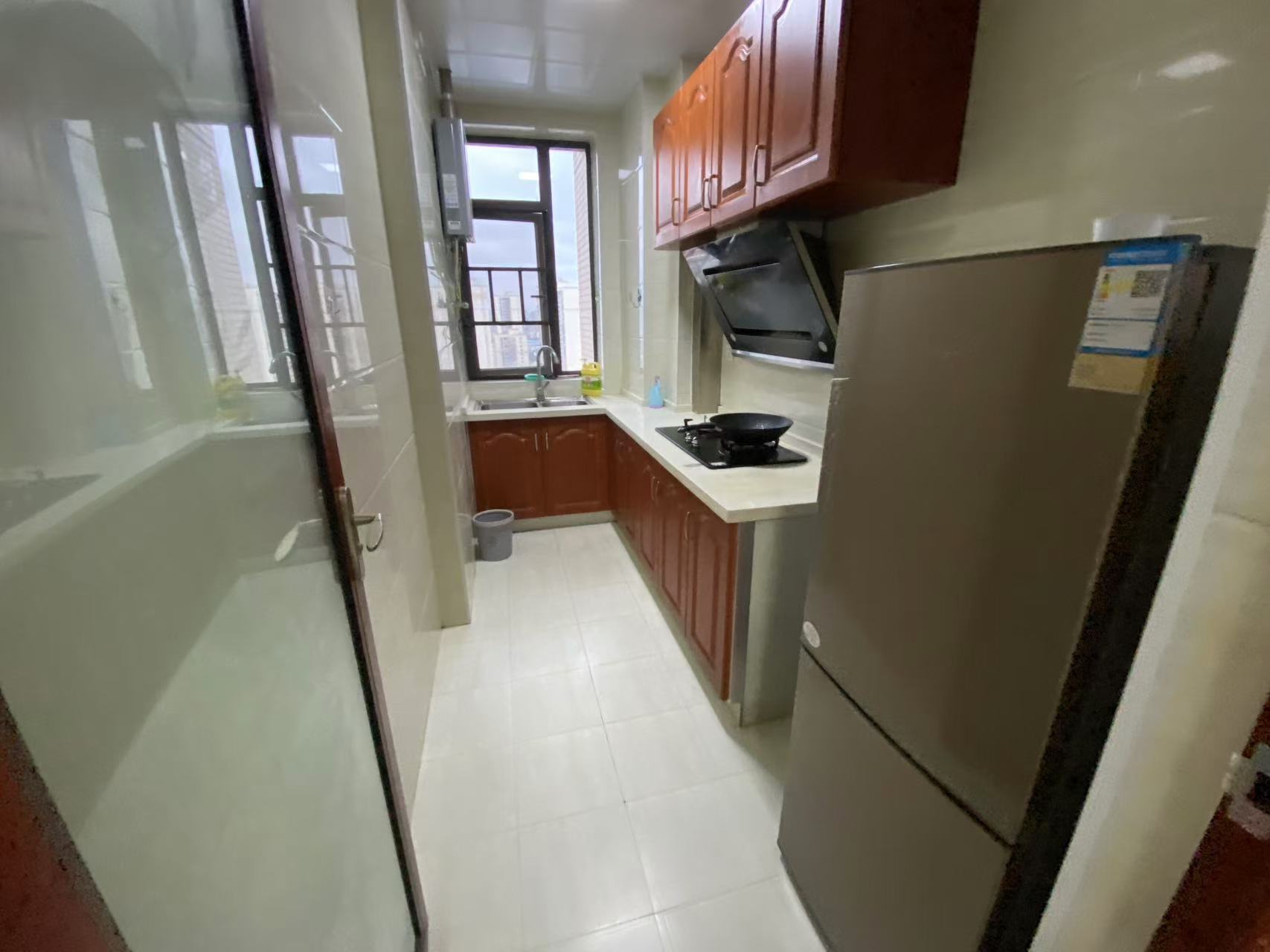 中泰财富湘江 1室1厅1卫 1300.0元/月 中泰财富湘江 1室1厅1卫 1300.0元/月室内图