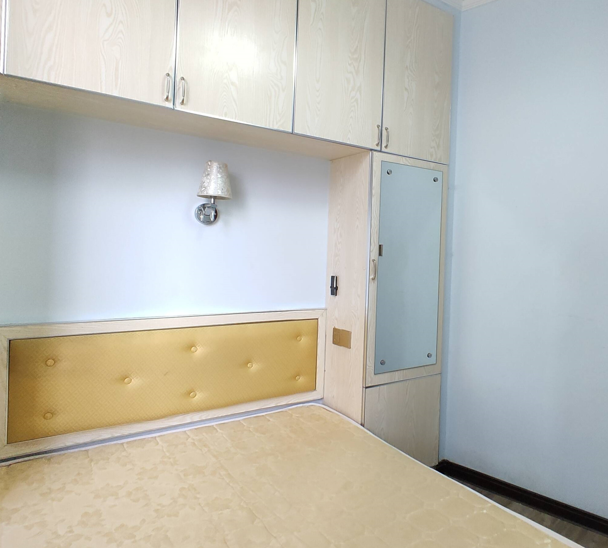 铂宫  1室1厅1卫   2200.00元/月室内图