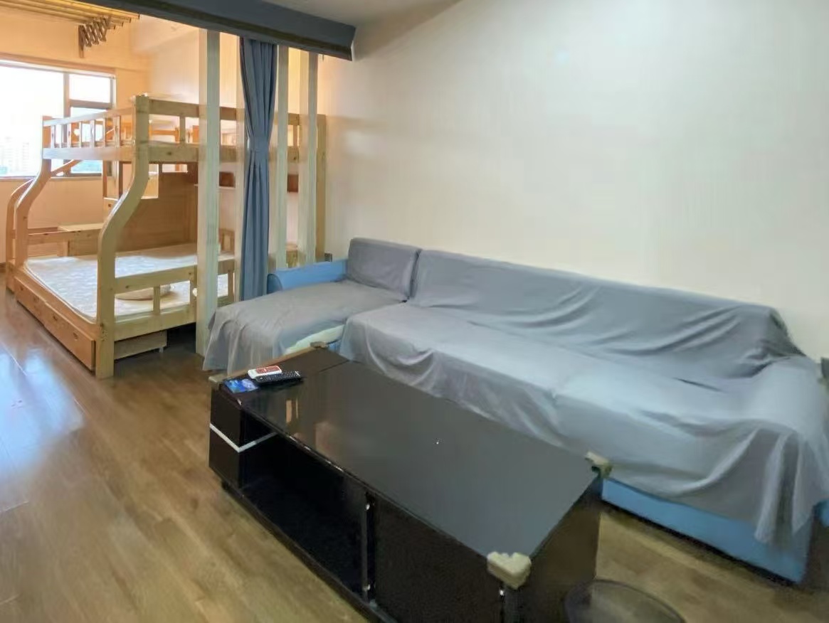 昊天大厦 1室1厅1卫 1800.0元/月 昊天大厦 1室1厅1卫 1800.0元/月室内图