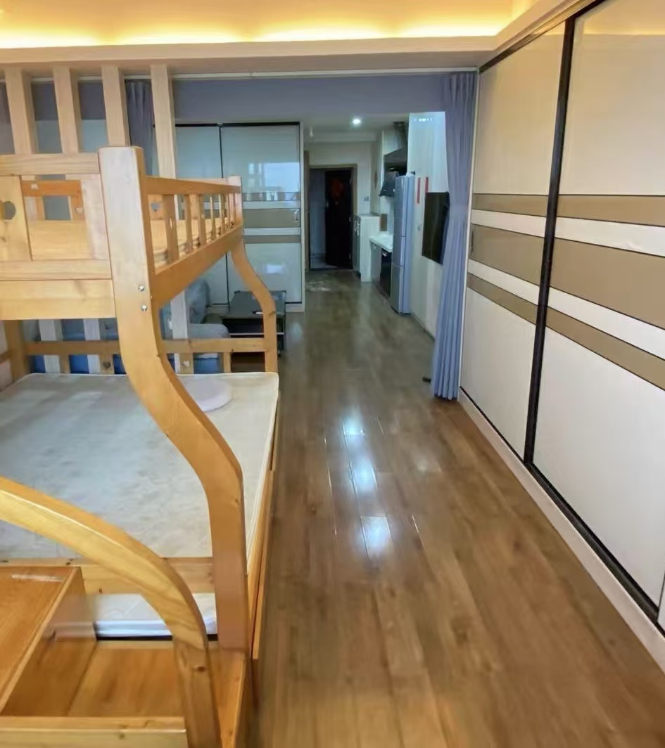 昊天大厦 1室1厅1卫 1800.0元/月 昊天大厦 1室1厅1卫 1800.0元/月室内图