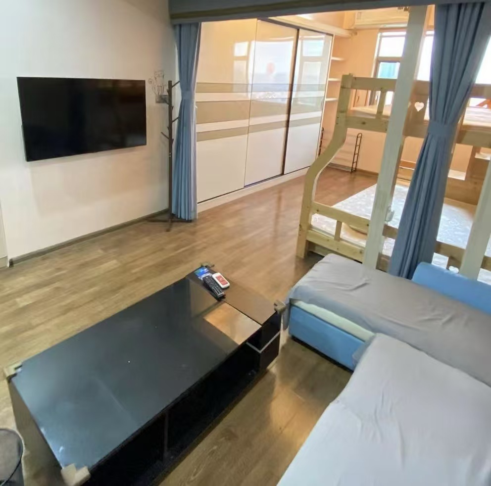 昊天大厦 1室1厅1卫 1800.0元/月 昊天大厦 1室1厅1卫 1800.0元/月室内图