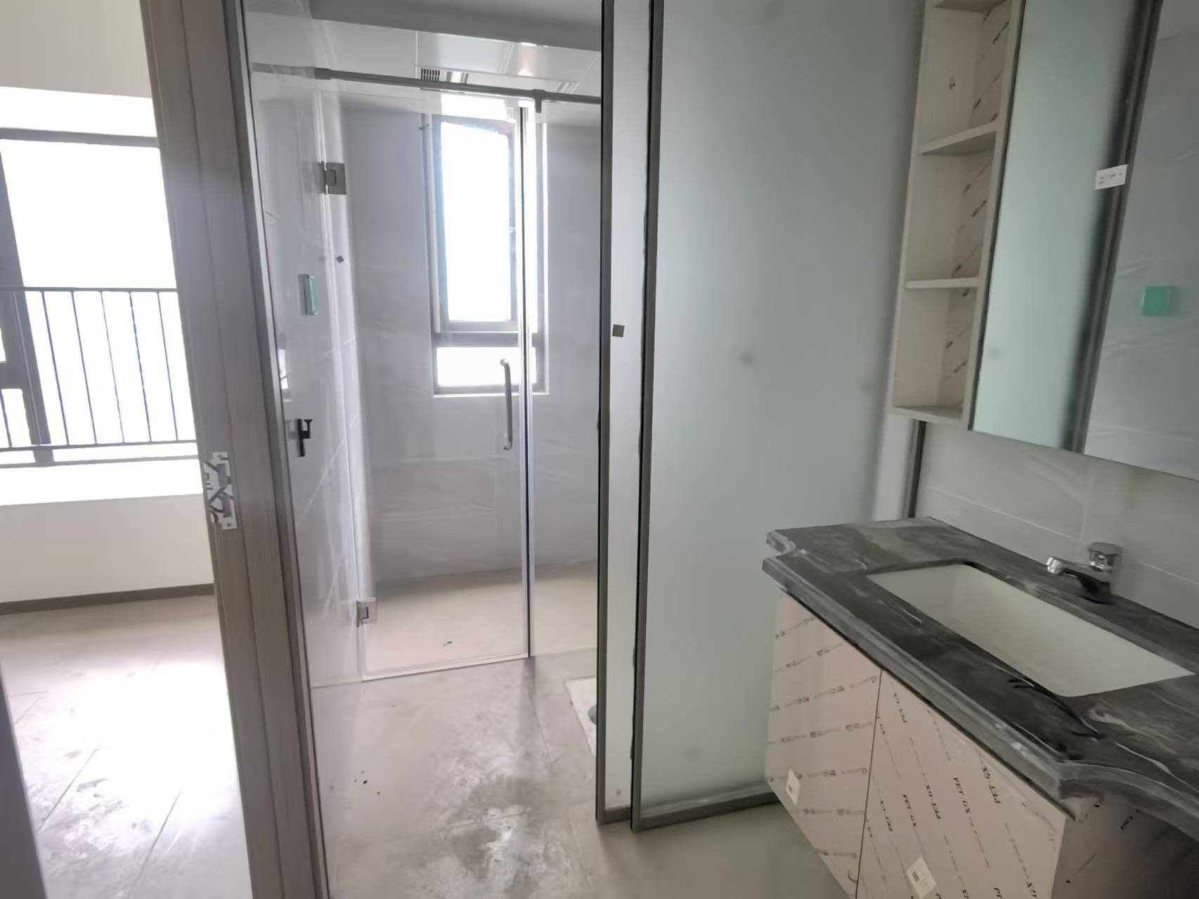 碧桂园华府(碧桂园五期)  4室2厅2卫    76.8万 碧桂园华府(碧桂园五期)  4室2厅2卫    76.8万室内图