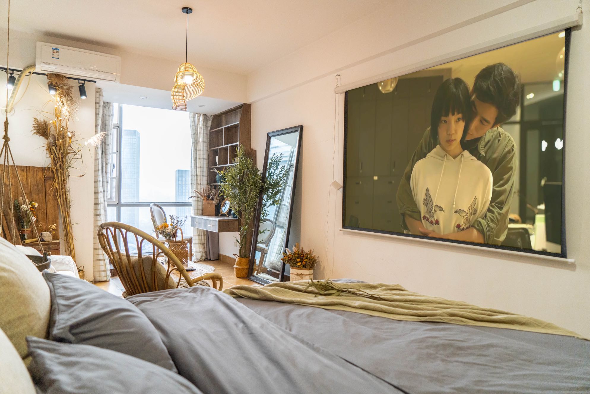 英尚国际  1室1厅1卫    2480.0元/月 英尚国际  1室1厅1卫    2480.0元/月室内图