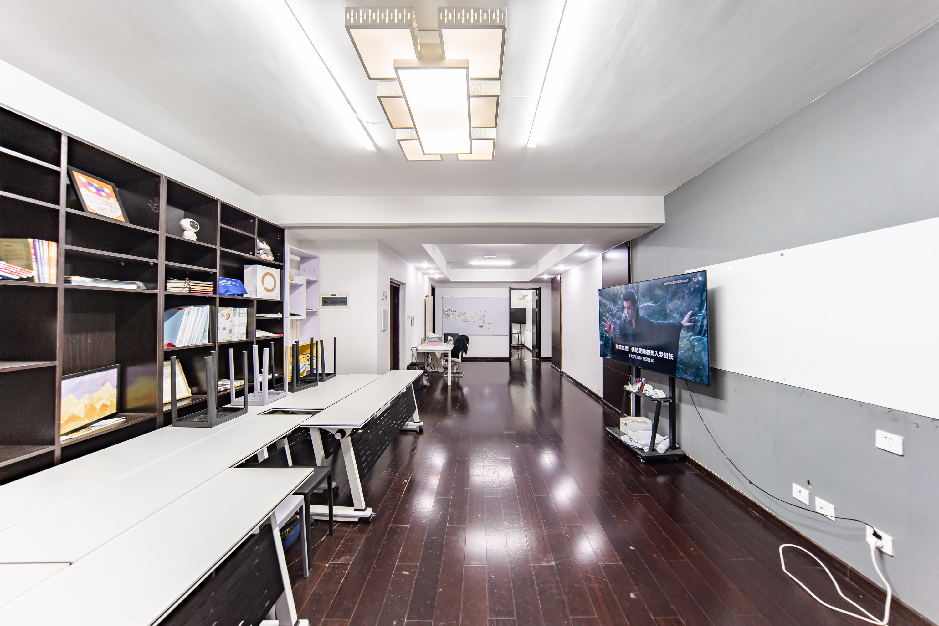 阳光100三期  3室2厅2卫    100.0万 阳光100三期  3室2厅2卫    100.0万