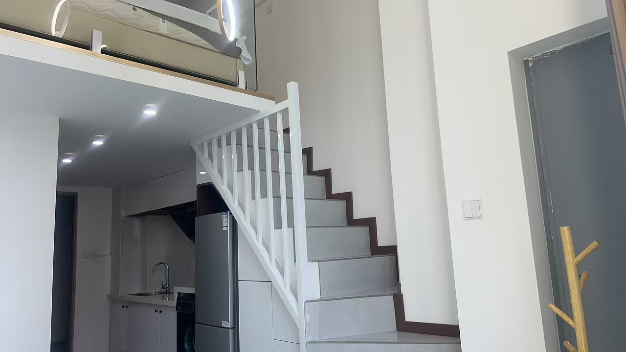 珠江花城好世界 1室1厅1卫 2200.0元/月 珠江花城好世界 1室1厅1卫 2200.0元/月室内图