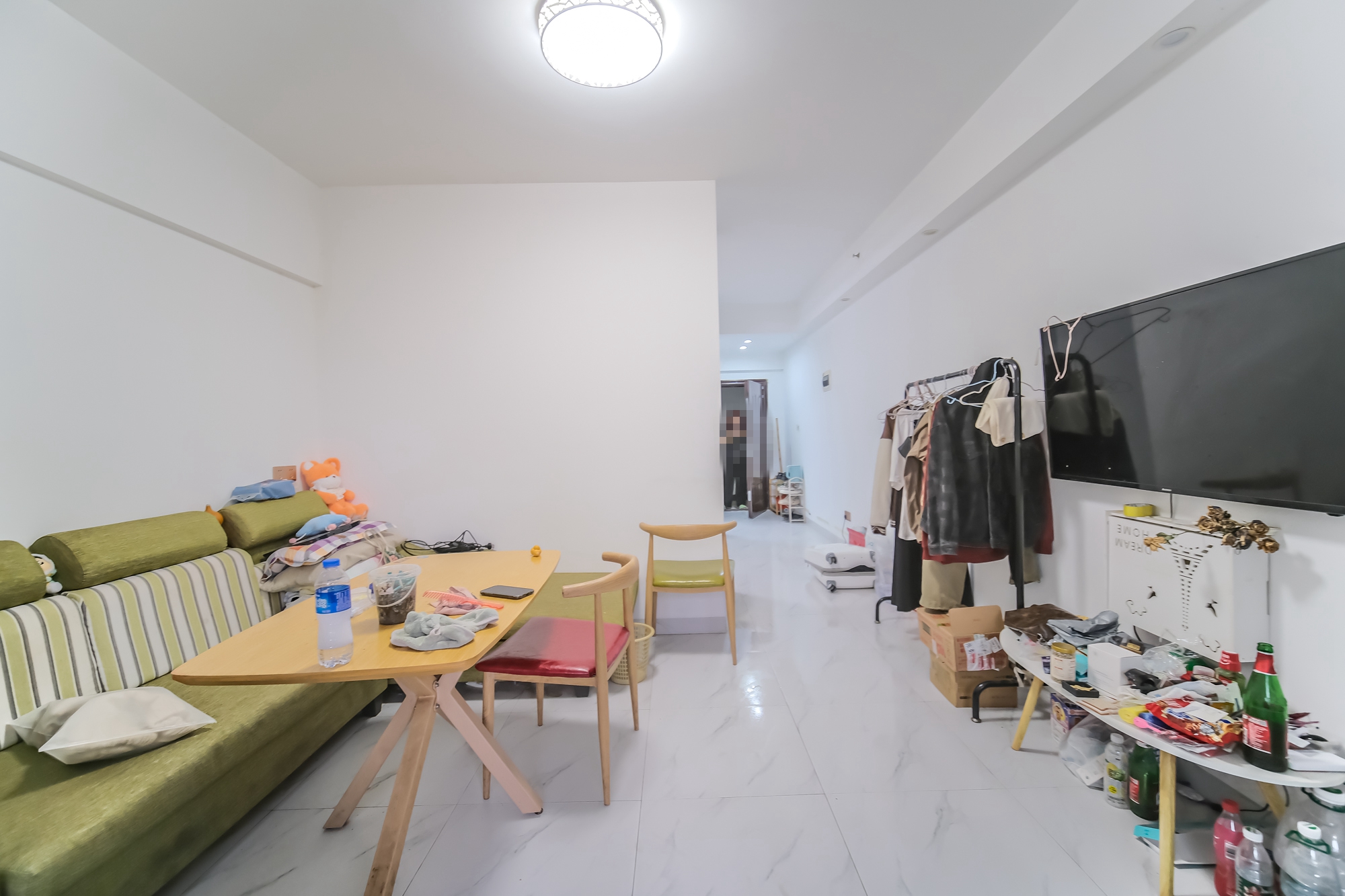 山水湾  1室1厅1卫    27.5万 山水湾  1室1厅1卫    27.5万客厅