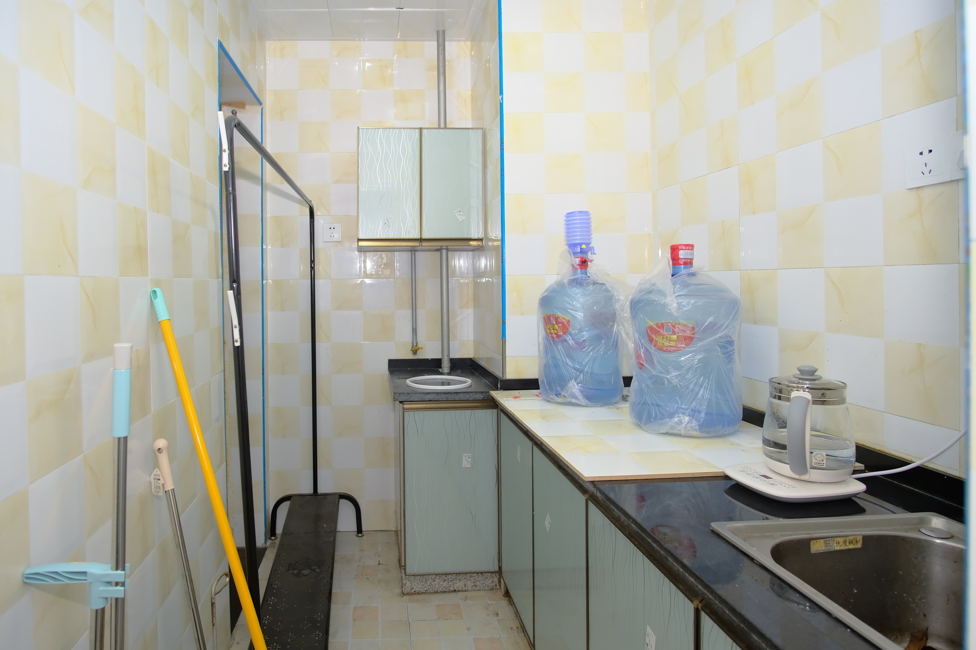 红树湾 3室2厅2卫 65.0万 红树湾 3室2厅2卫 65.0万厨房