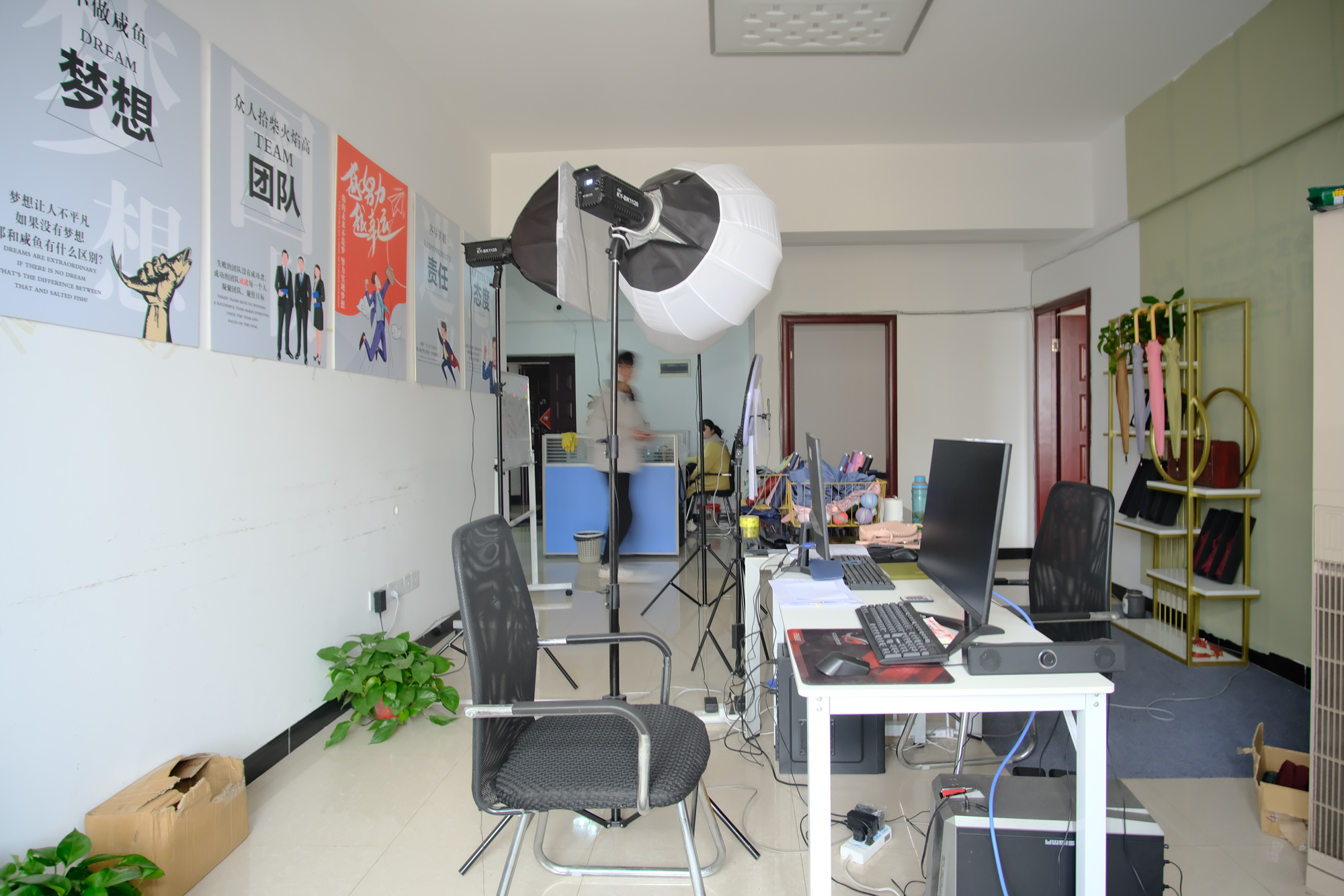 红树湾 3室2厅2卫 65.0万 红树湾 3室2厅2卫 65.0万客厅