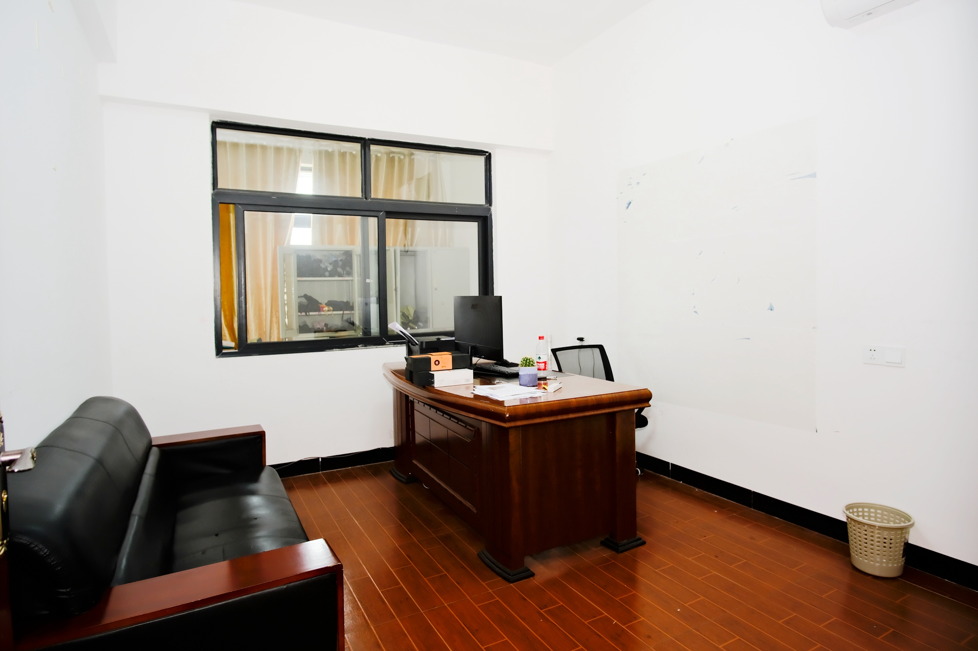 红树湾 3室2厅2卫 65.0万 红树湾 3室2厅2卫 65.0万卧室