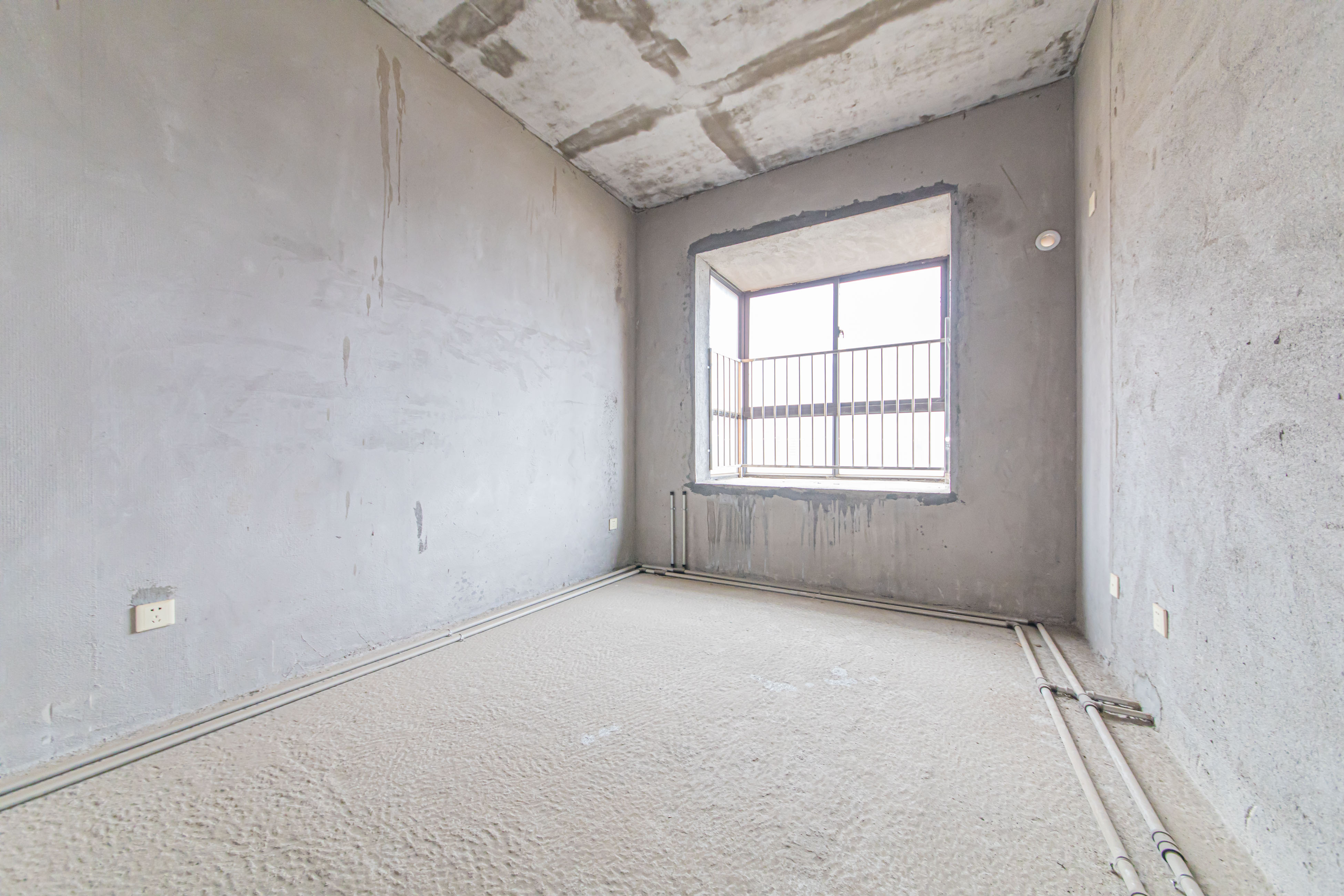 天心金桂园住宅小区  4室2厅2卫   155.00万卧室